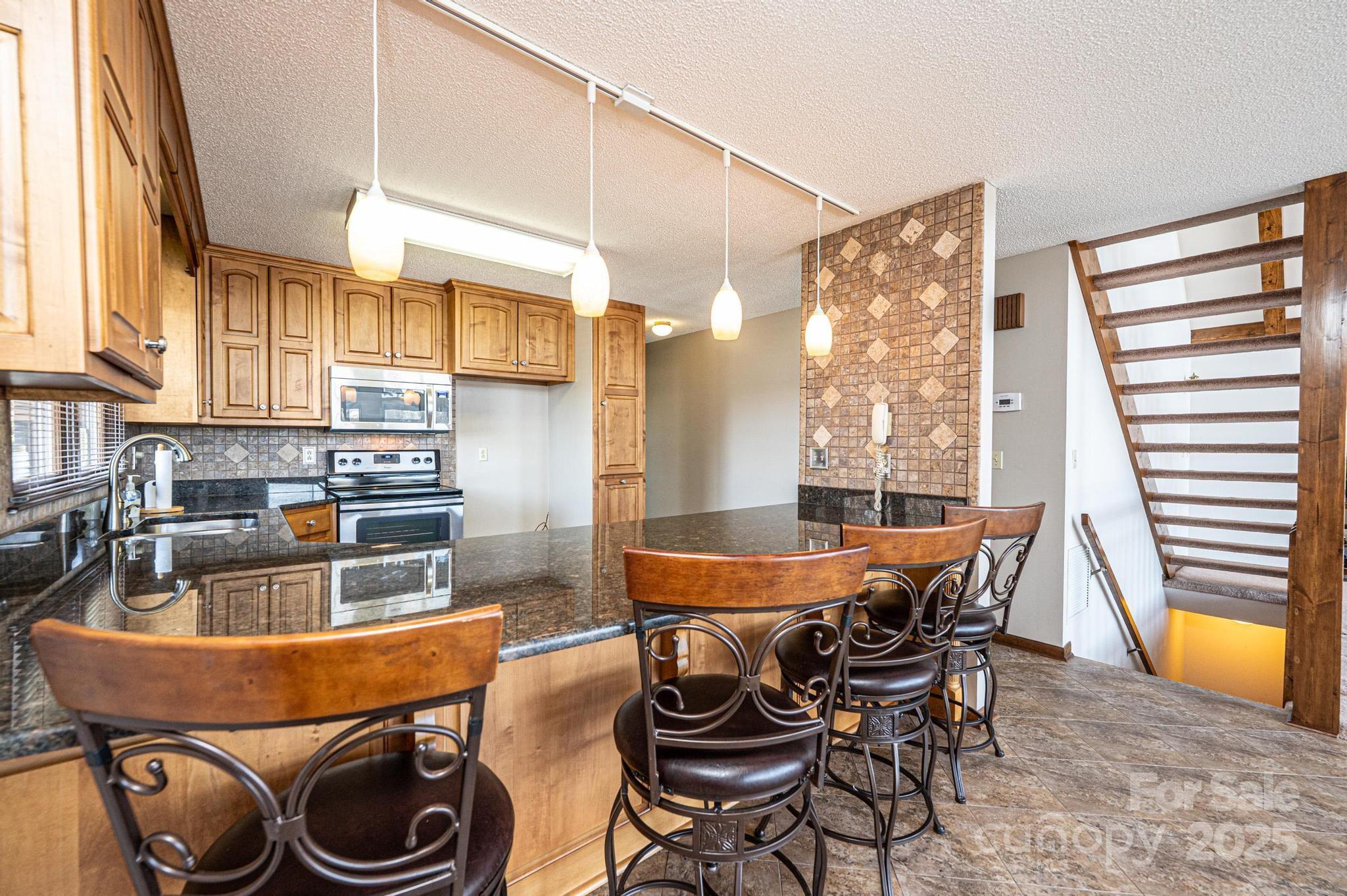 6133 Clearwater Road Property Photo 16