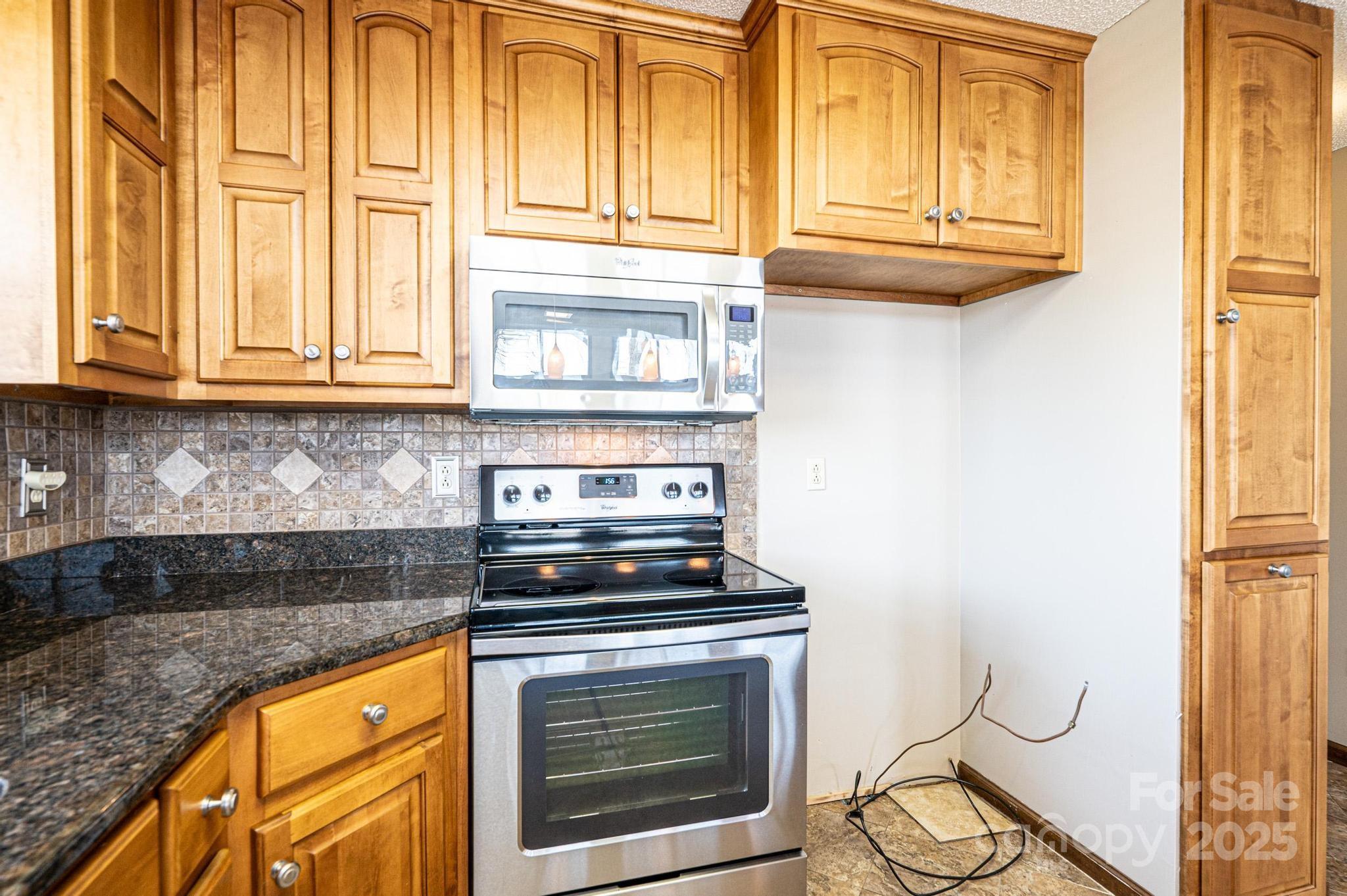 6133 Clearwater Road Property Photo 17