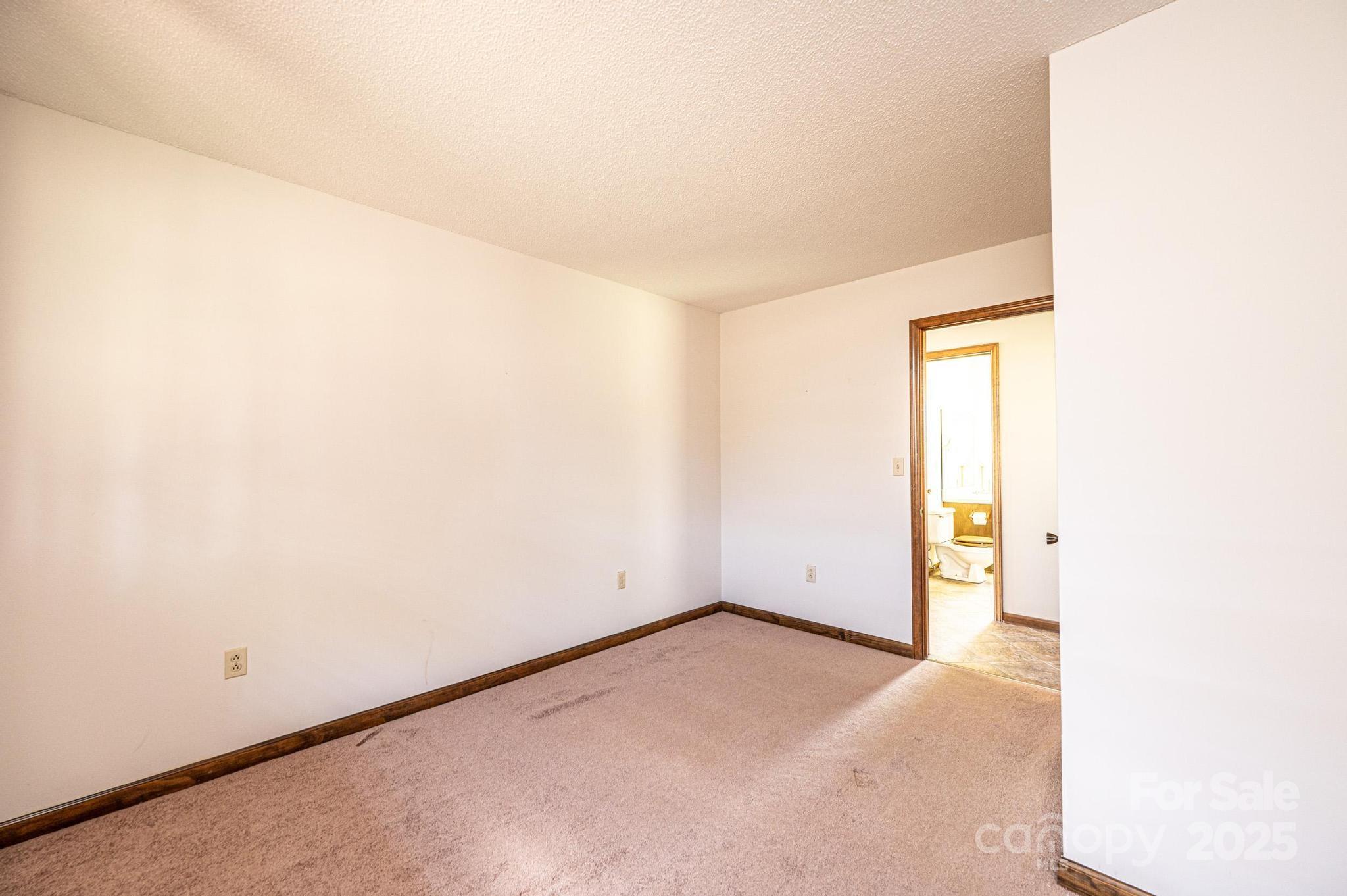 6133 Clearwater Road Property Photo 23