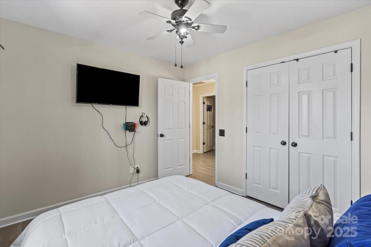 6645 Allness Glen Lane Property Photo 22