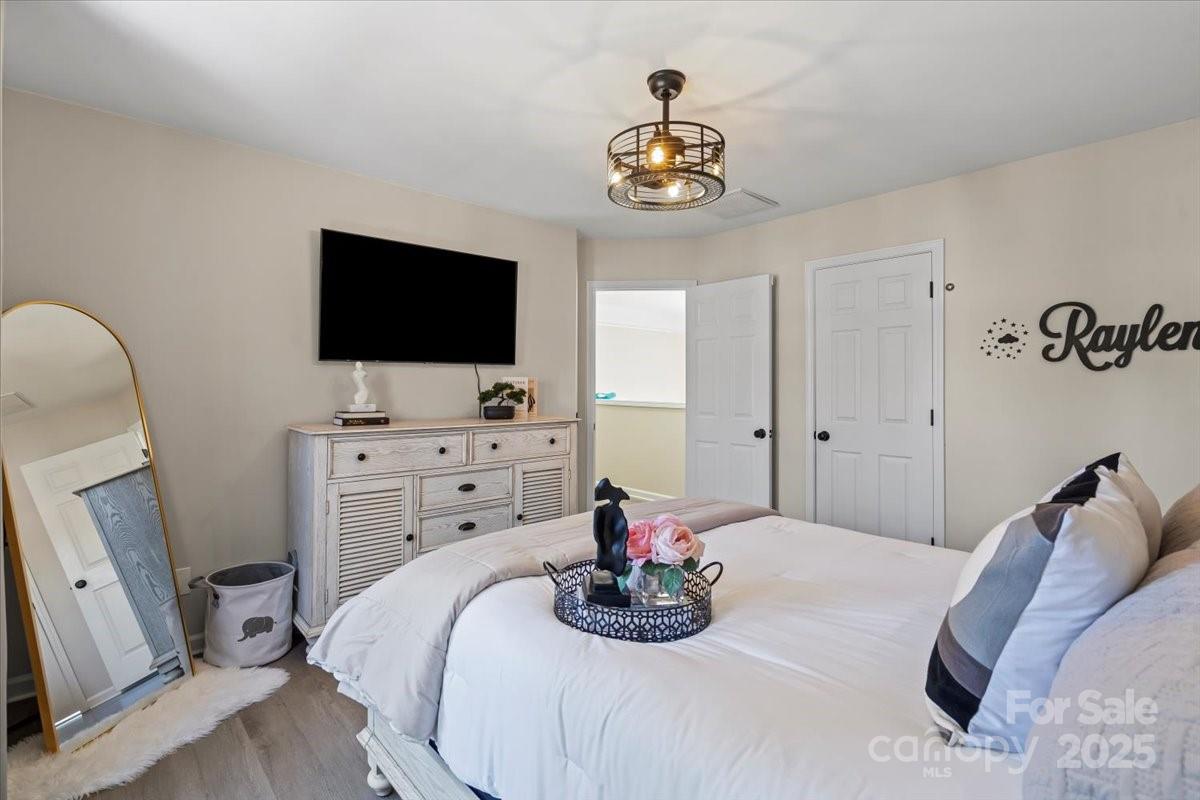 6645 Allness Glen Lane Property Photo 30