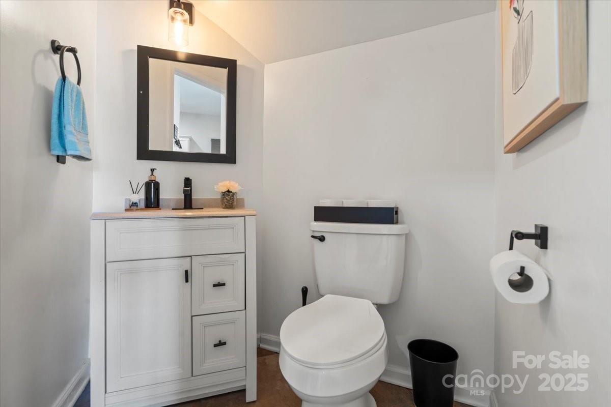 6645 Allness Glen Lane Property Photo 40