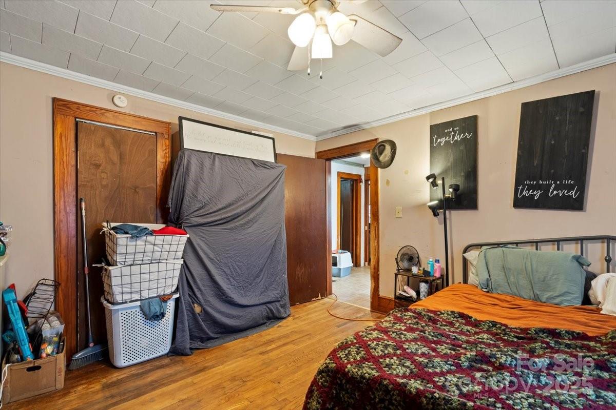324 Harmon Street Property Photo 17