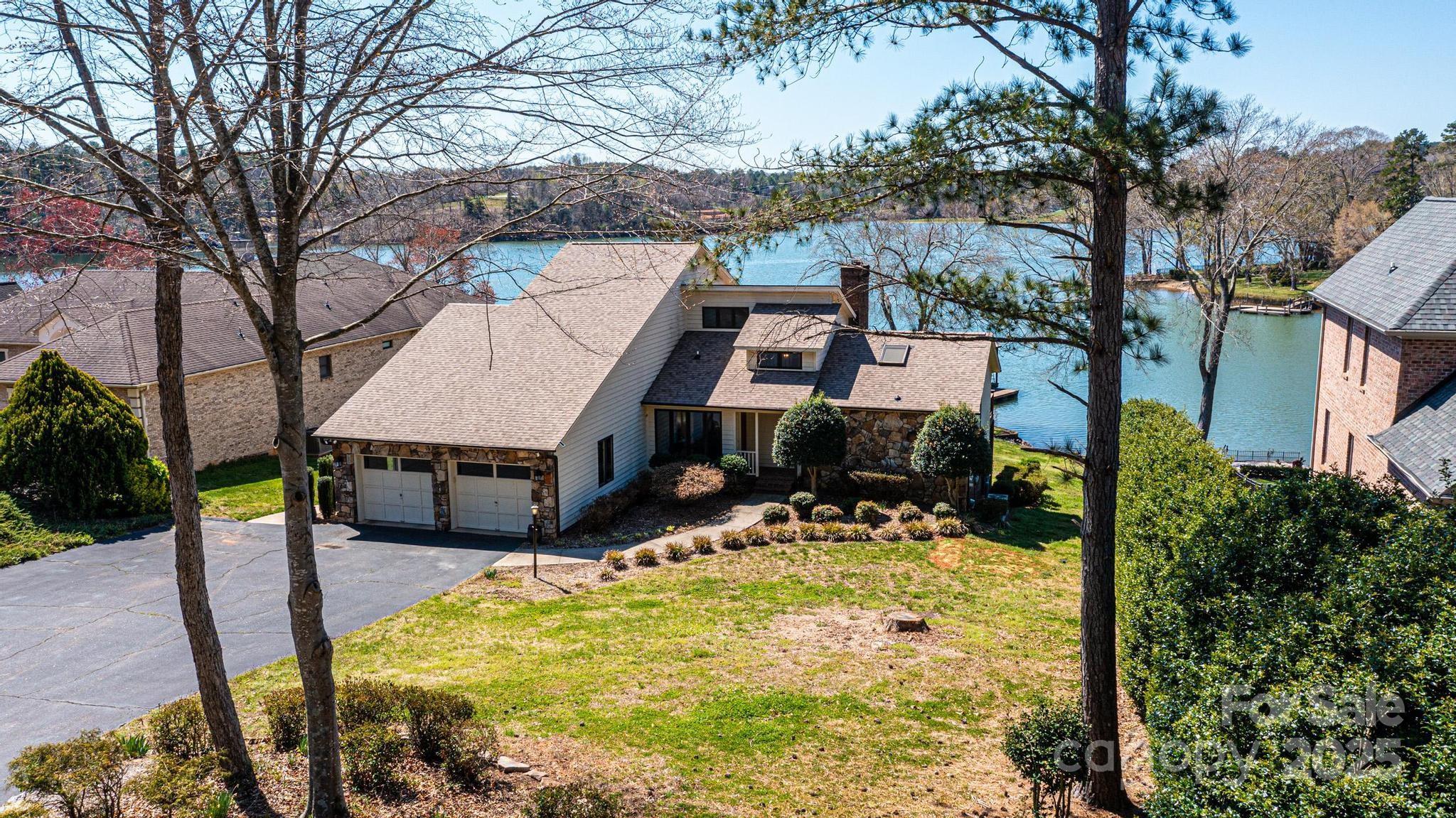 343 River Haven Drive Property Photo