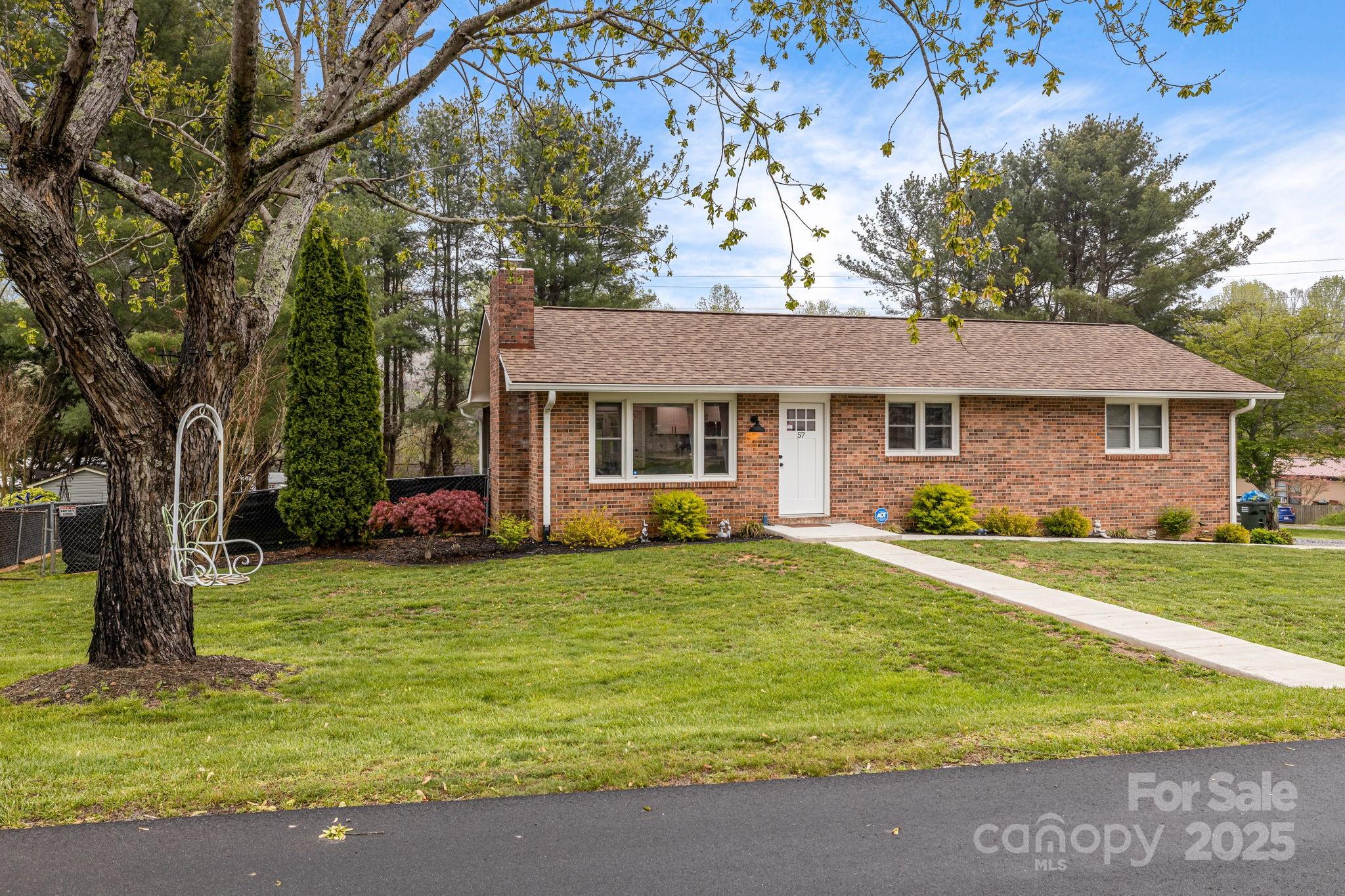 57 Maplewood Knoll Drive Property Photo