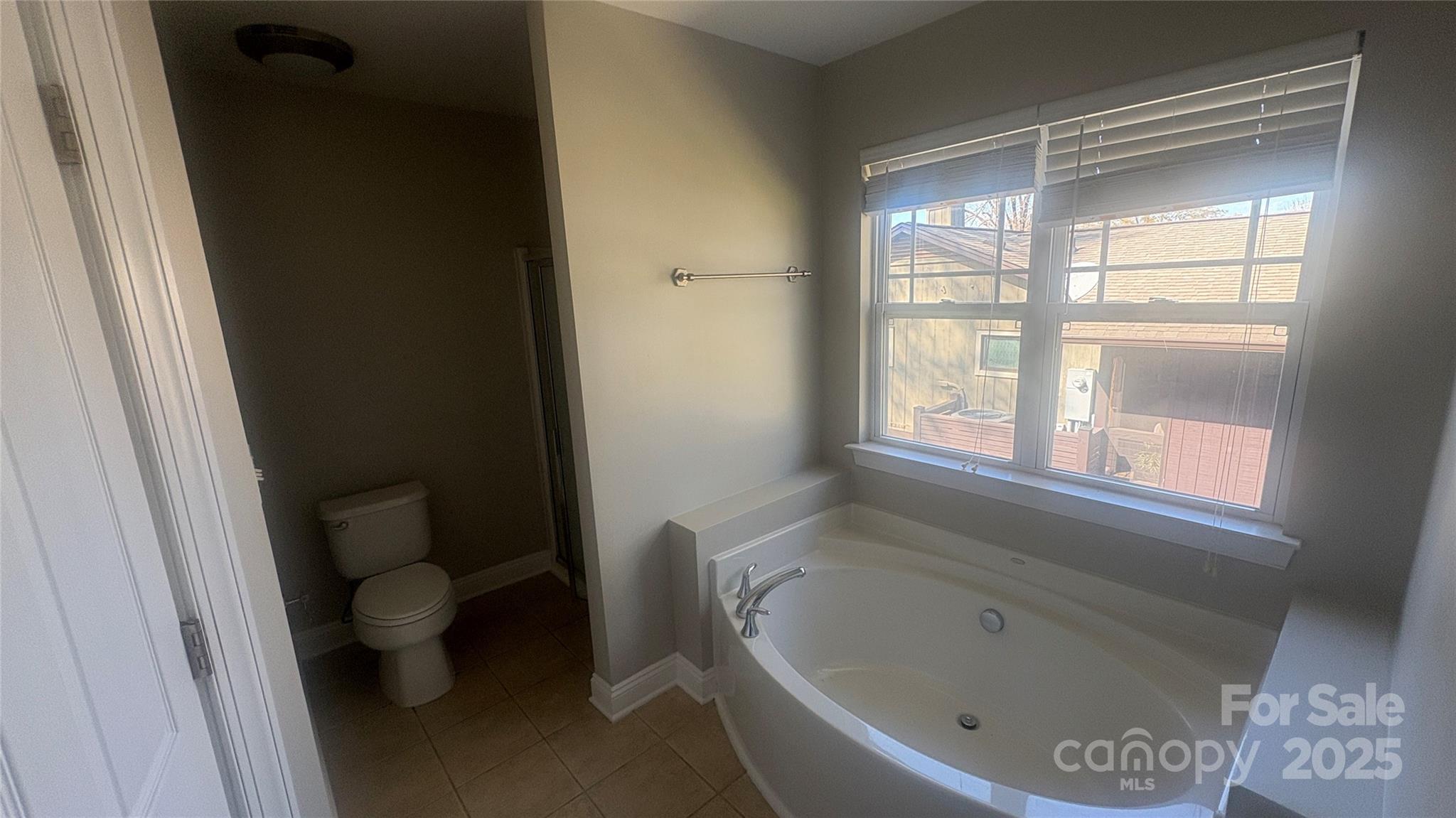 1134 Riverside Drive Property Photo 12