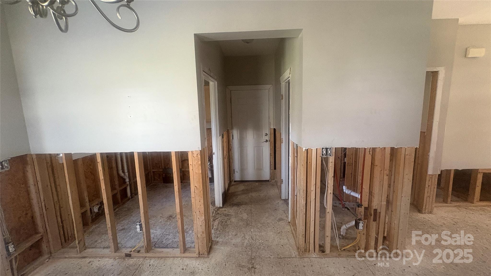1134 Riverside Drive Property Photo 20