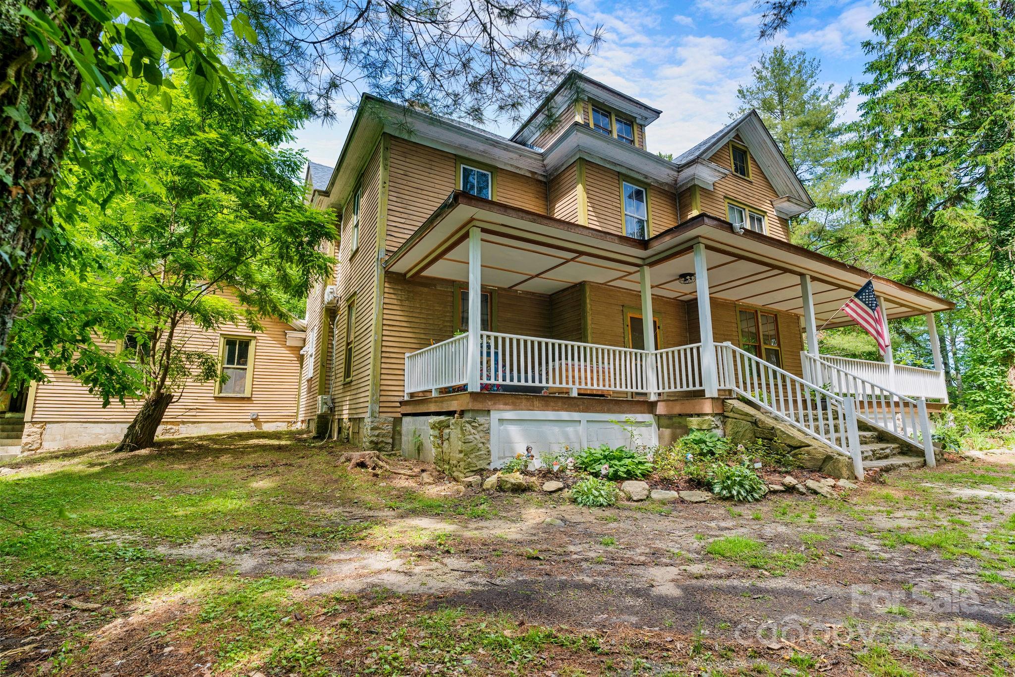 305 Ficker Circle Property Photo