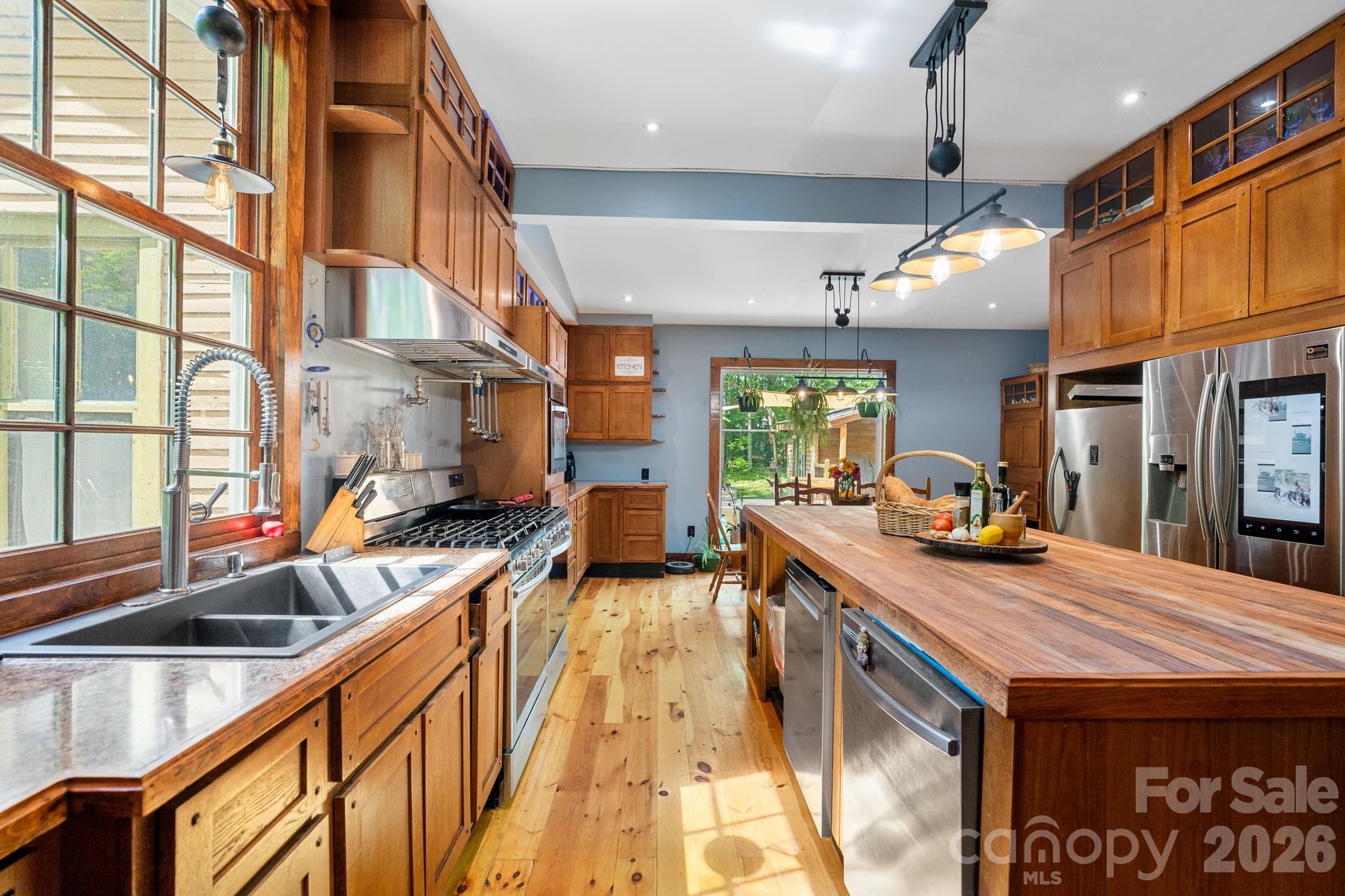 305 Ficker Circle Property Photo 13