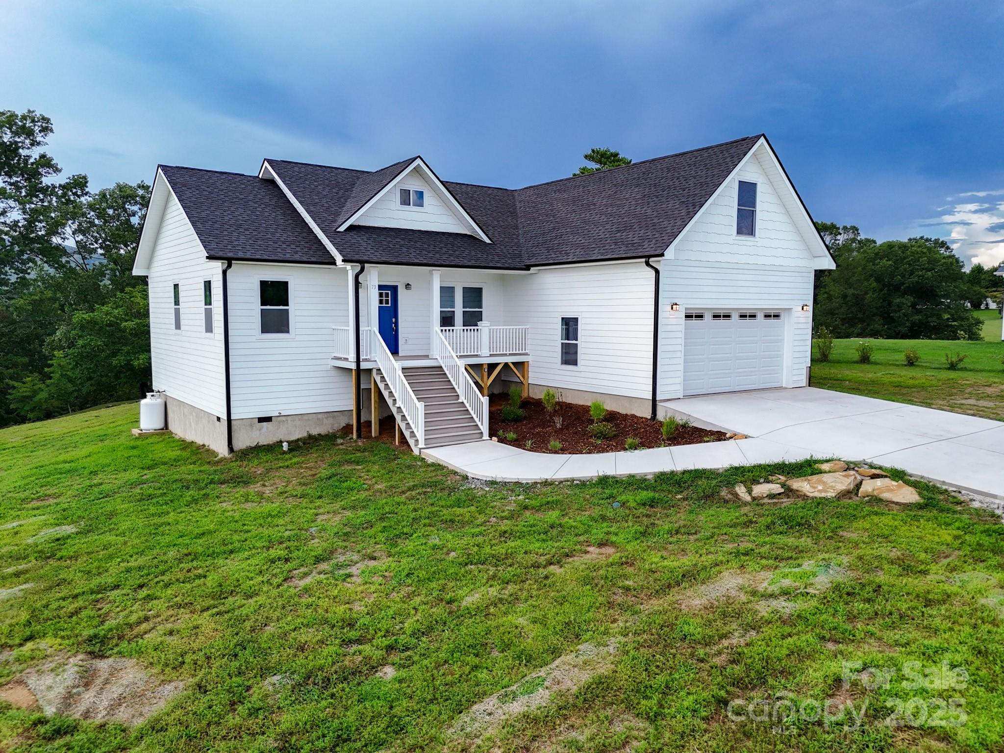 73 Montchannin Heights Property Photo 1