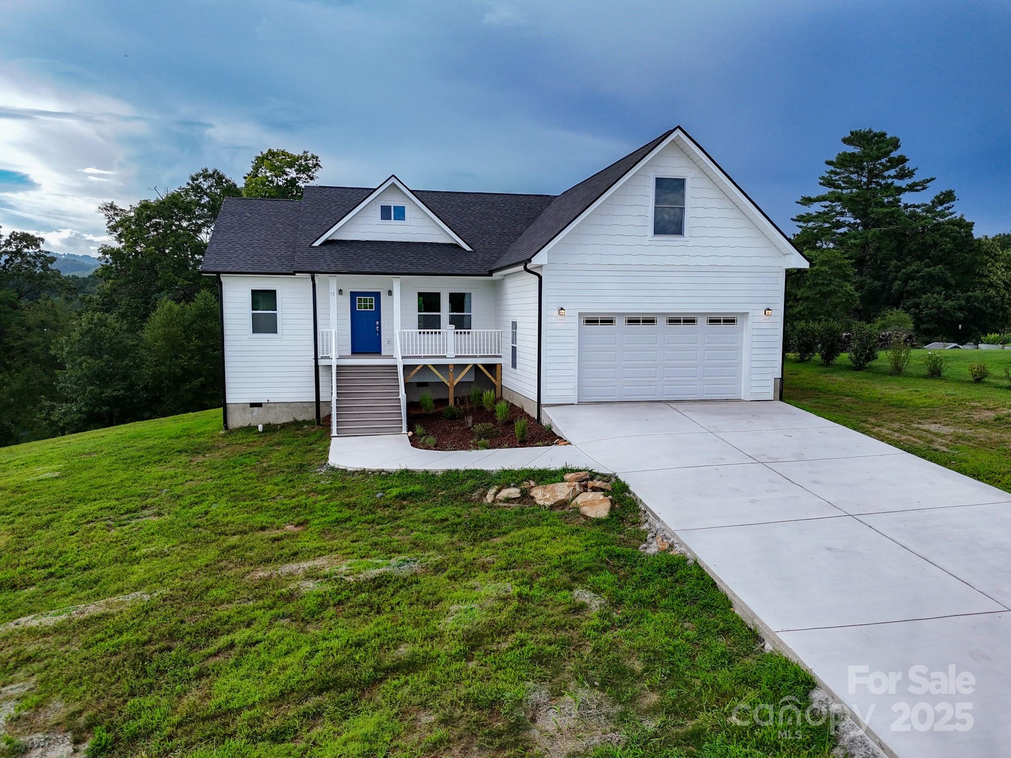 73 Montchannin Heights Property Photo 4