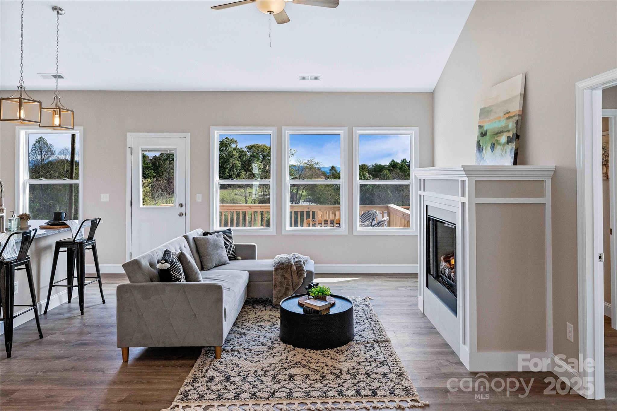 73 Montchannin Heights Property Photo 16