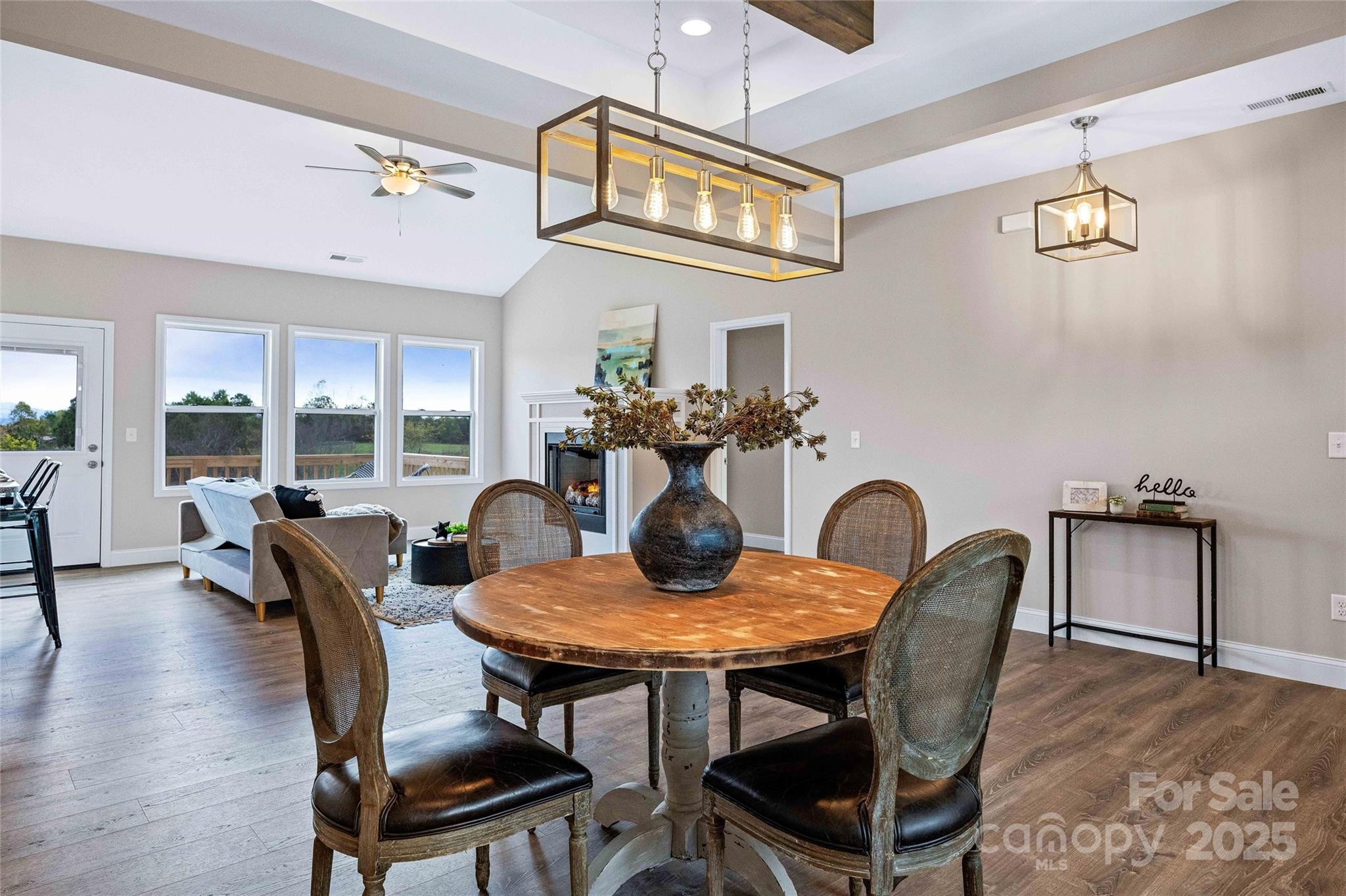 73 Montchannin Heights Property Photo 28