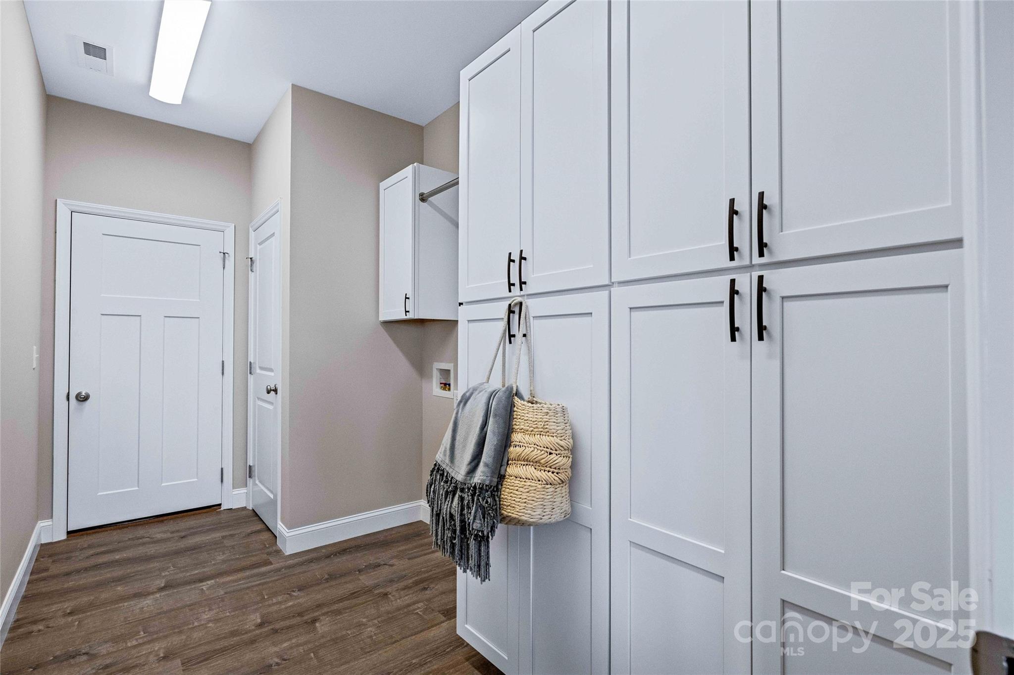 73 Montchannin Heights Property Photo 37