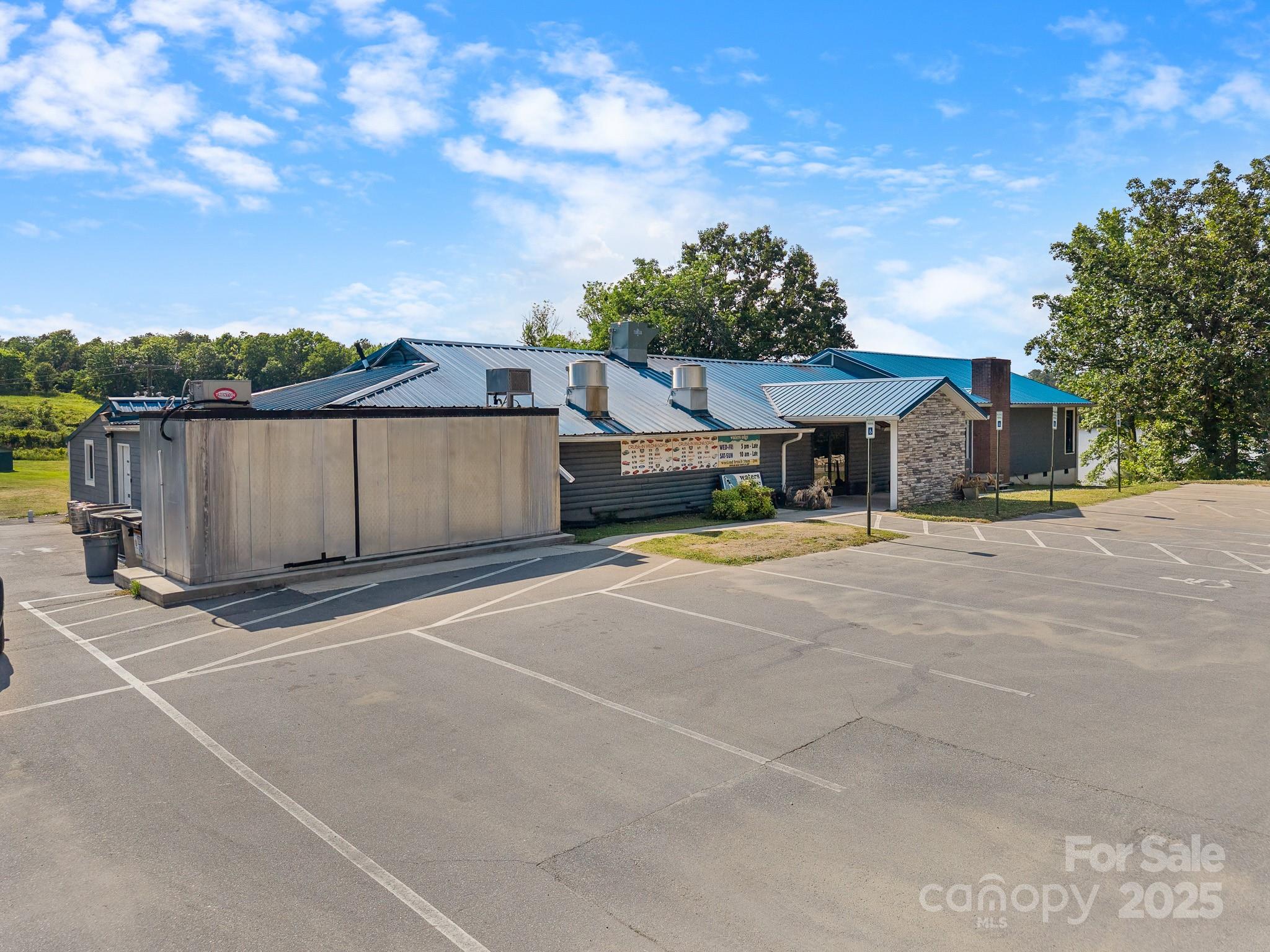 257 Boat Club Lane Property Photo 7