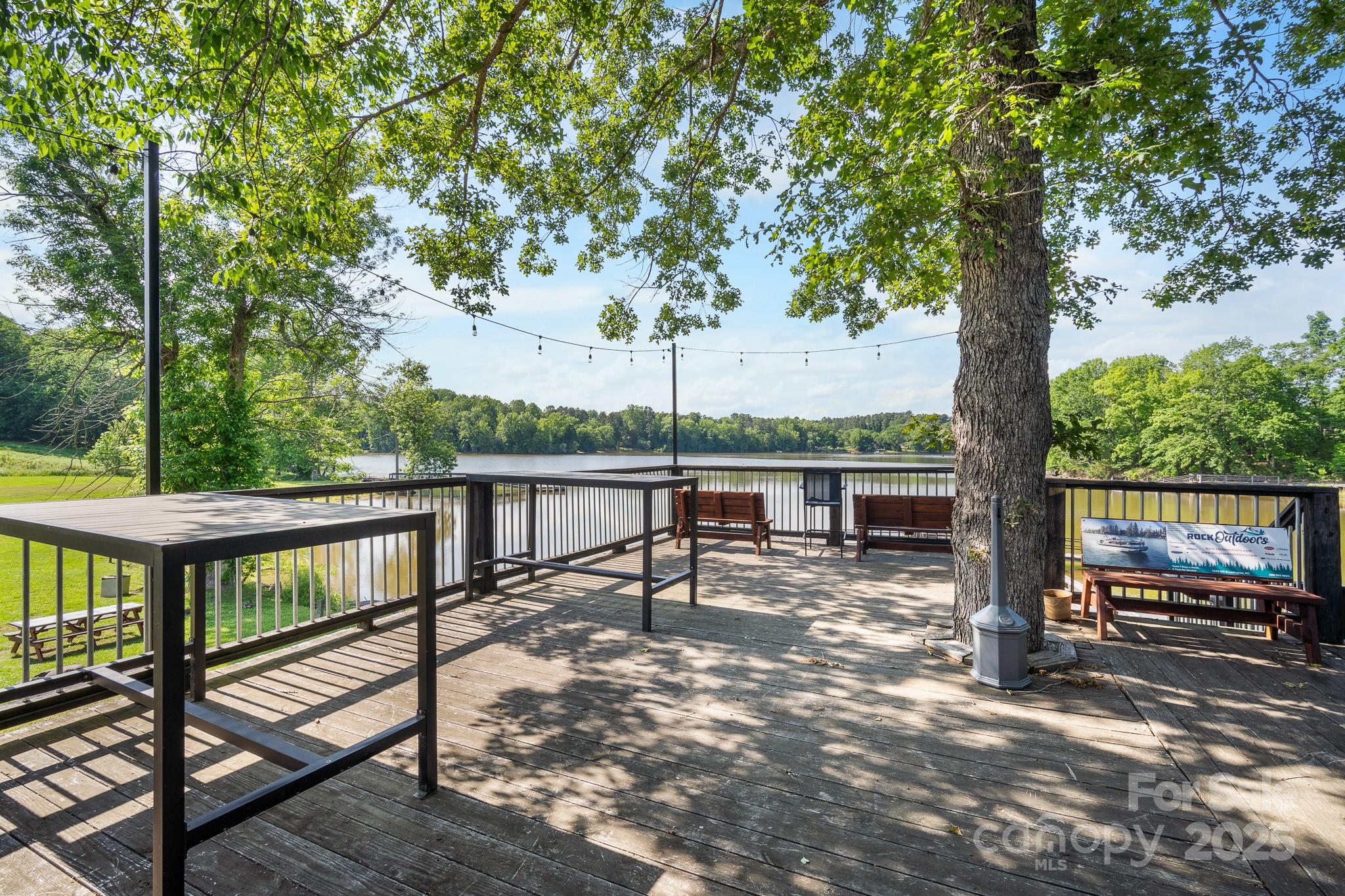 257 Boat Club Lane Property Photo 12