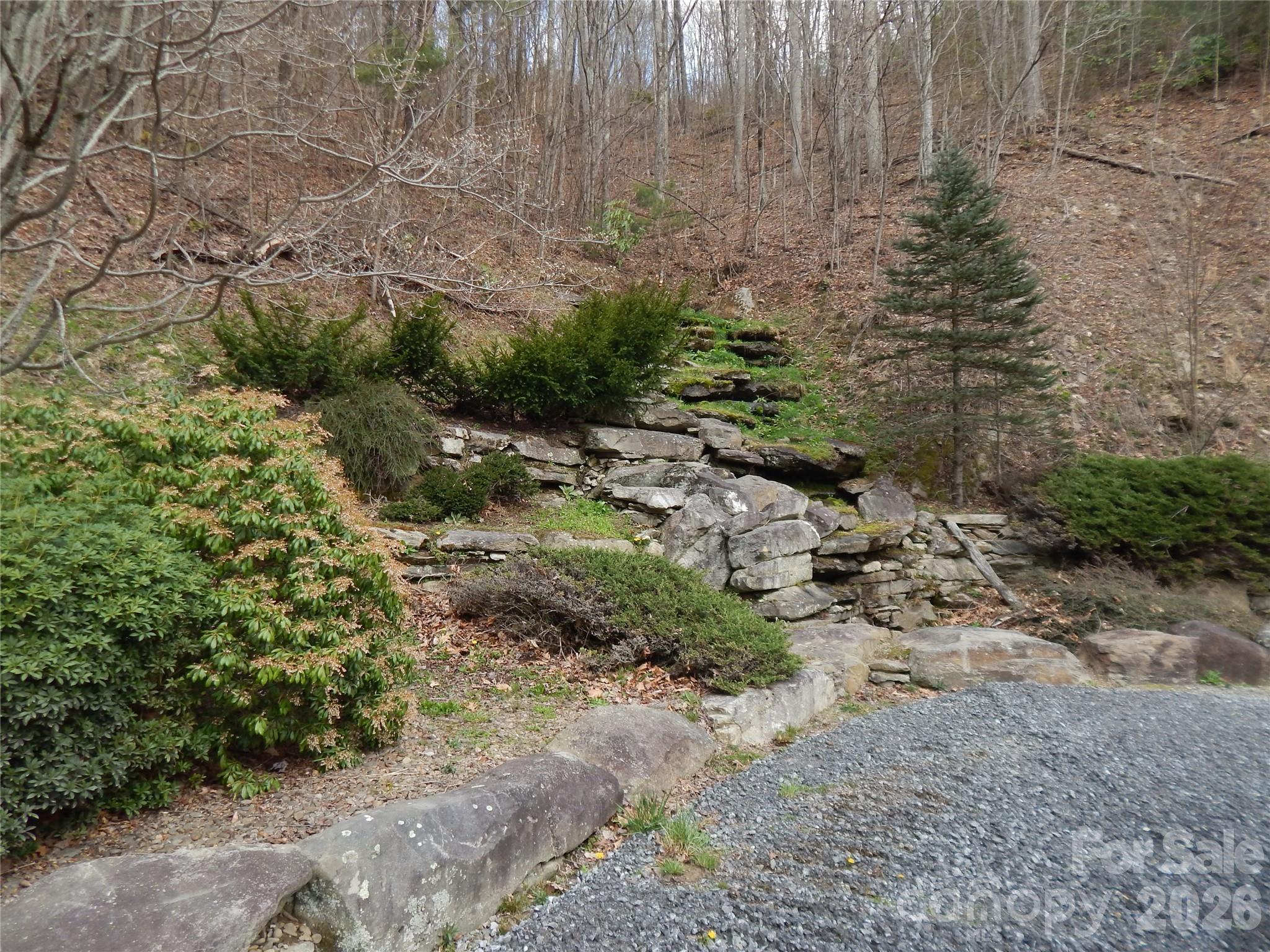 5 Sigogglin Trail Property Photo 1