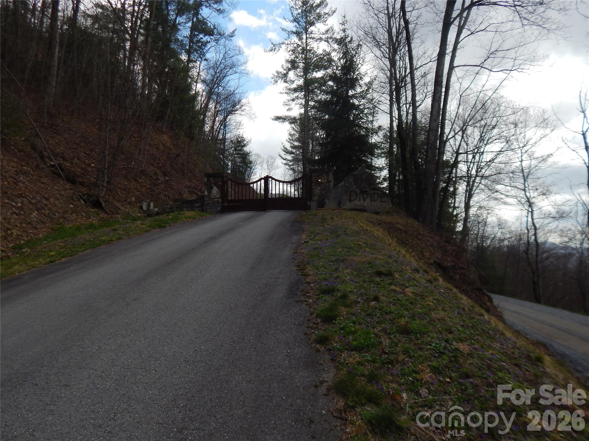 5 Sigogglin Trail Property Photo 24