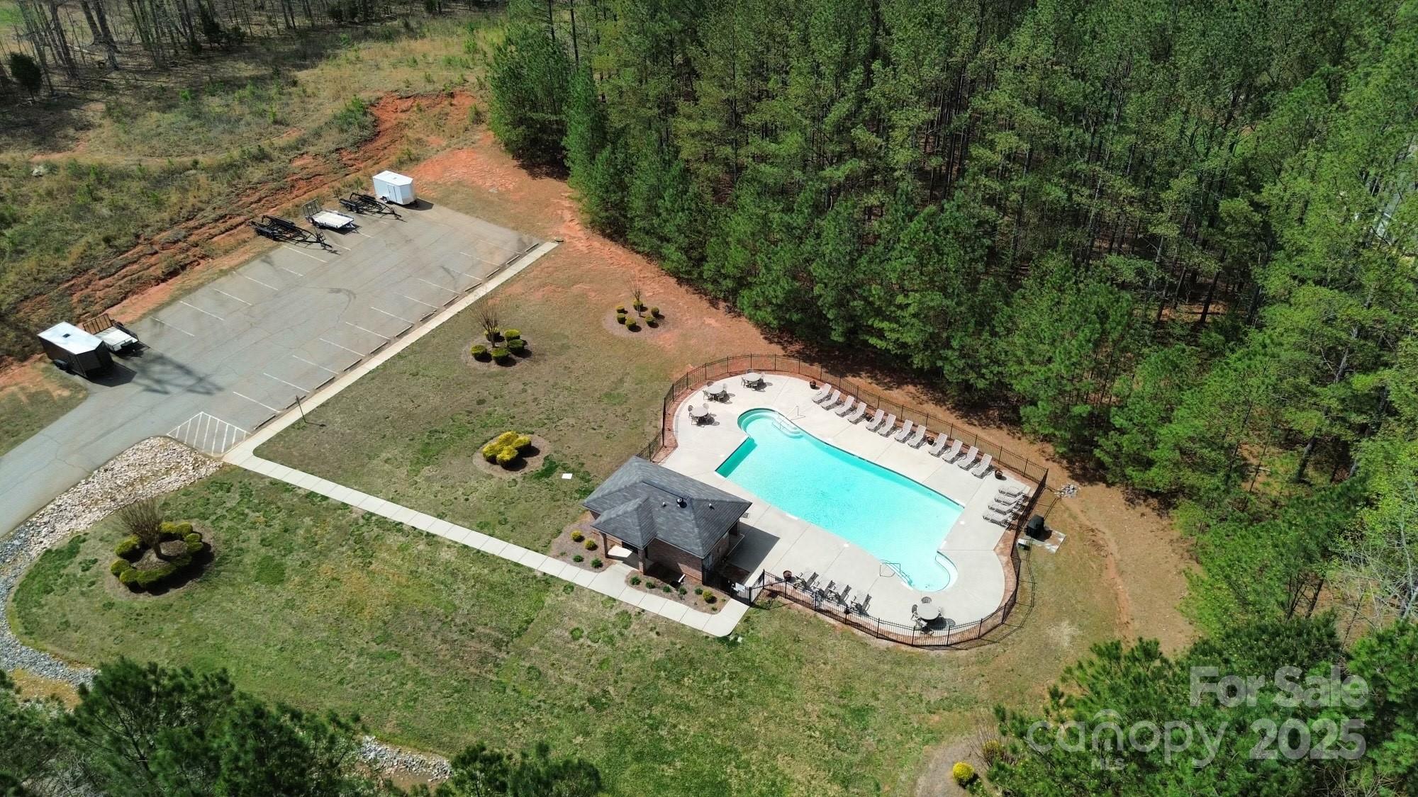 104 Crooked Branch Way Property Photo 10