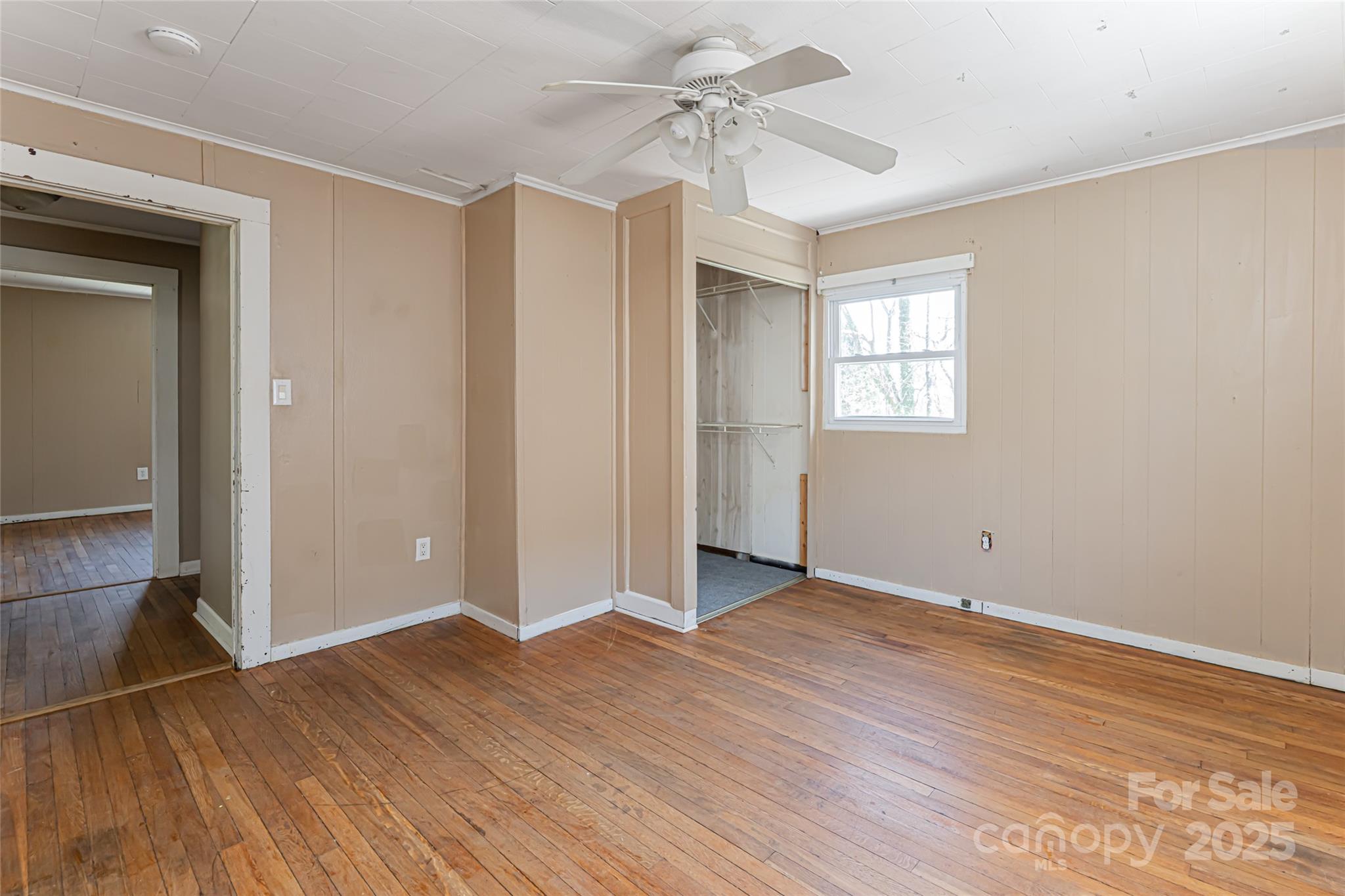 2 Evergreen Avenue Property Photo 13