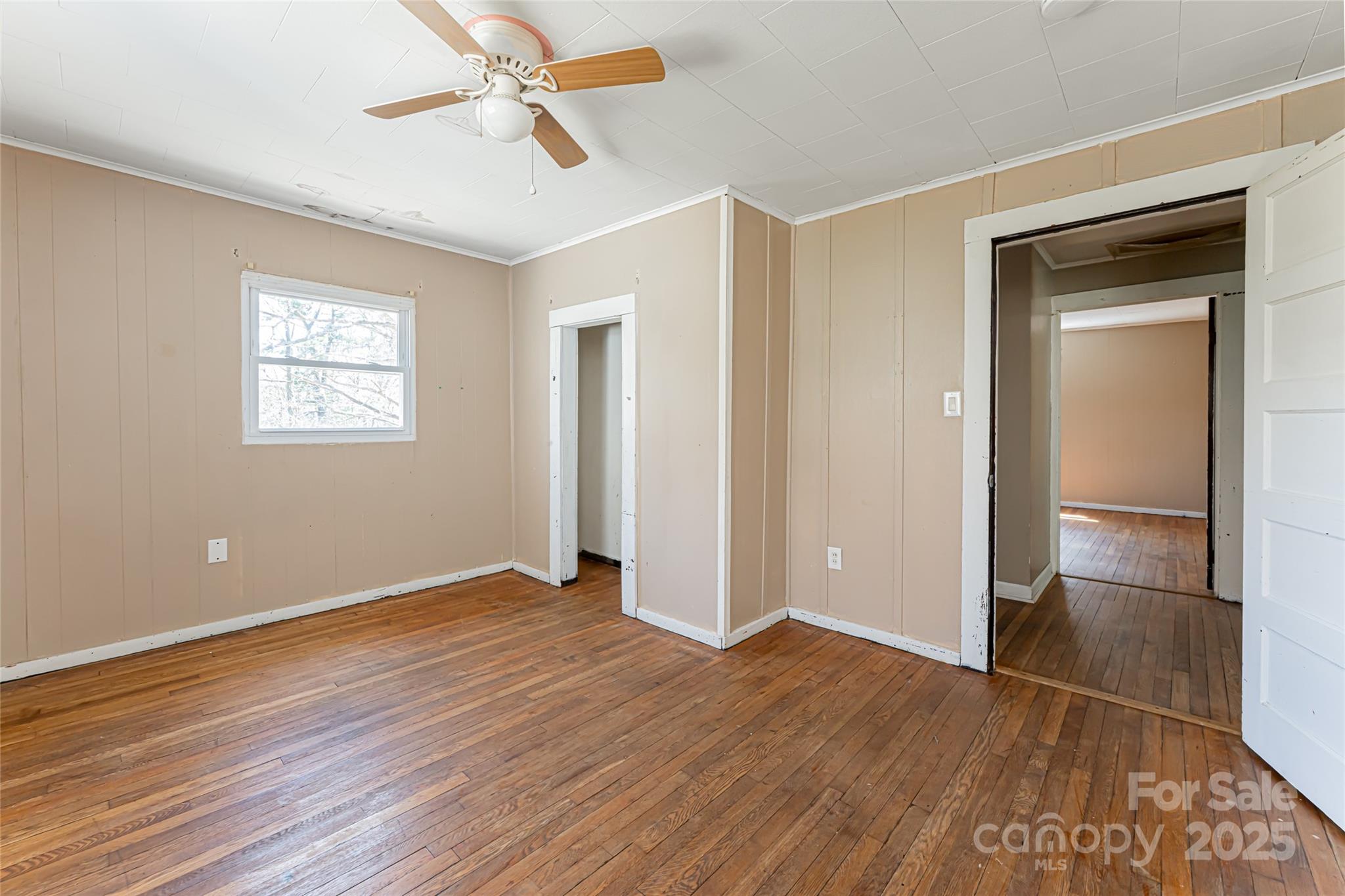 2 Evergreen Avenue Property Photo 17