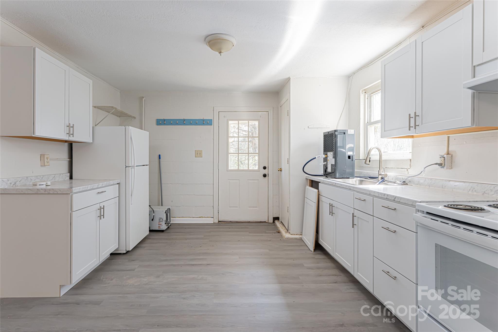 2 Evergreen Avenue Property Photo 20