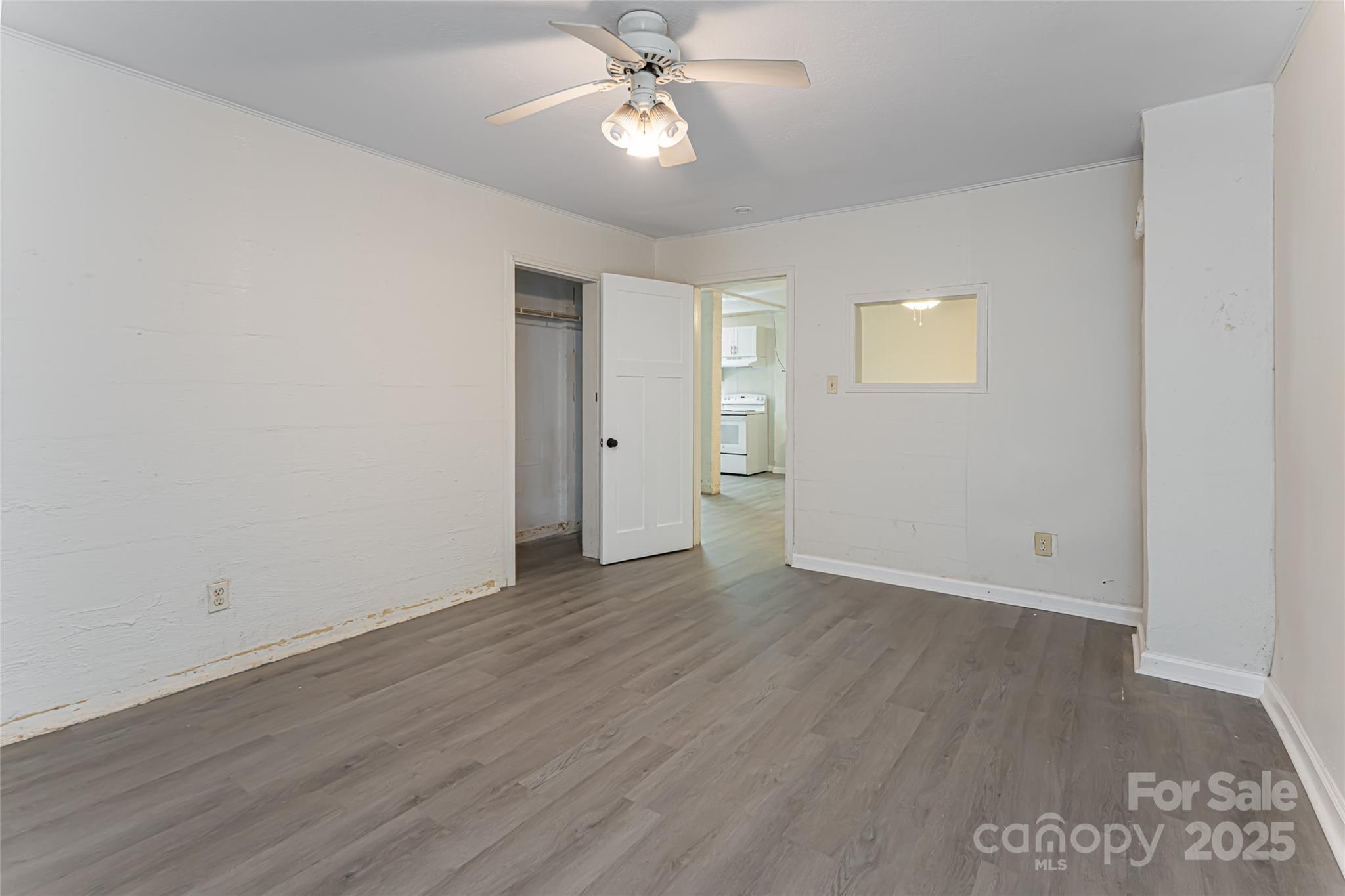 2 Evergreen Avenue Property Photo 24