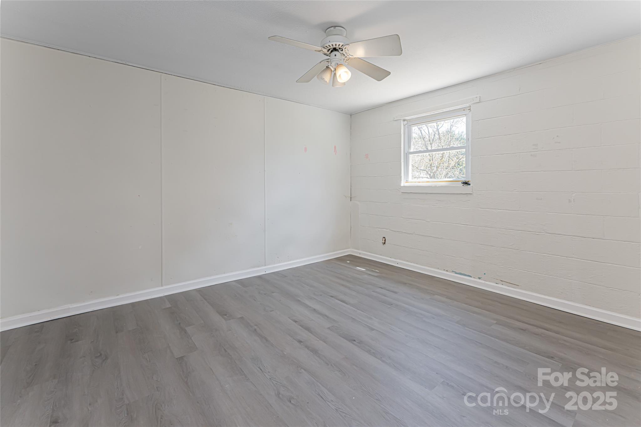 2 Evergreen Avenue Property Photo 26