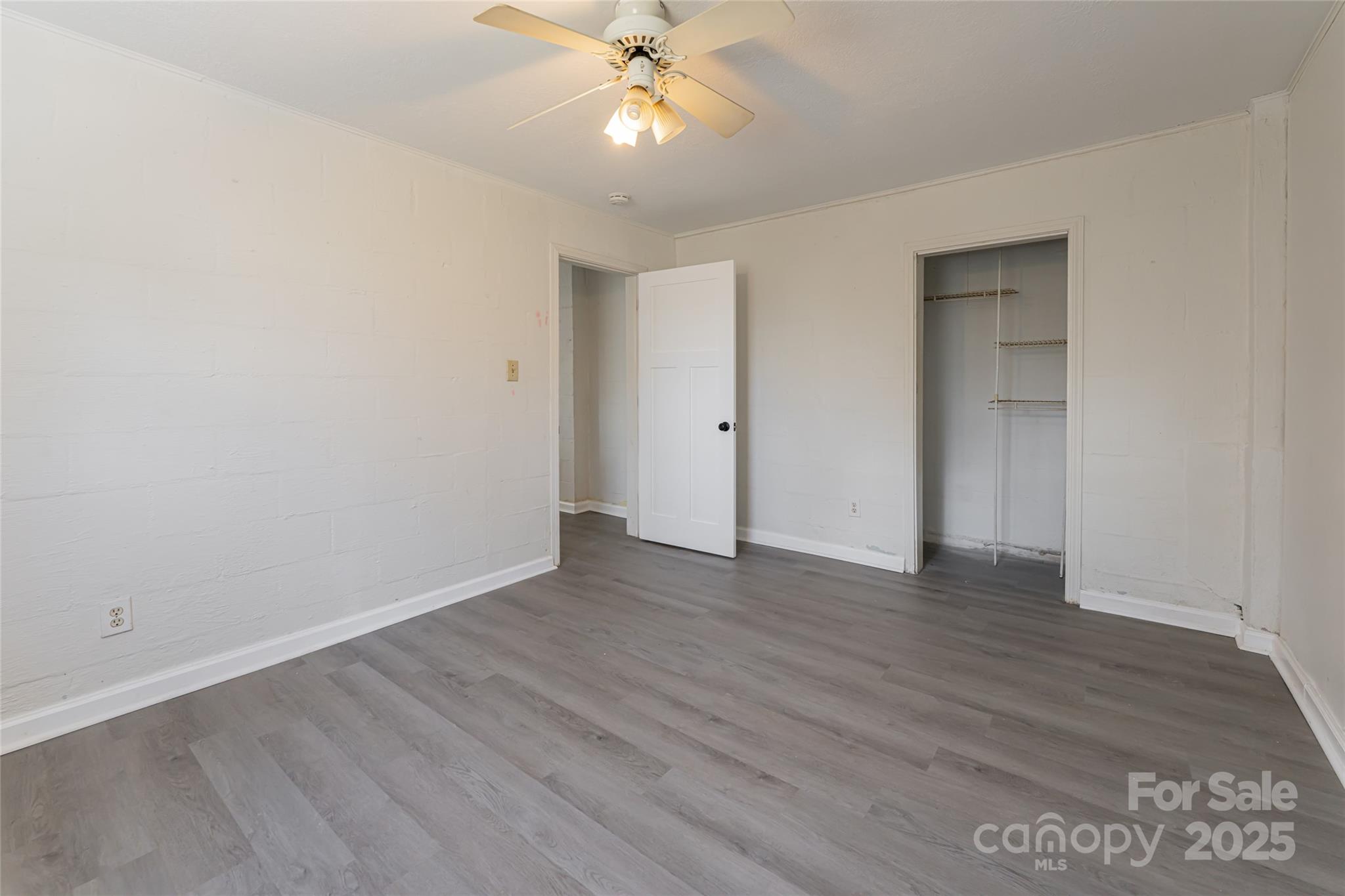 2 Evergreen Avenue Property Photo 27