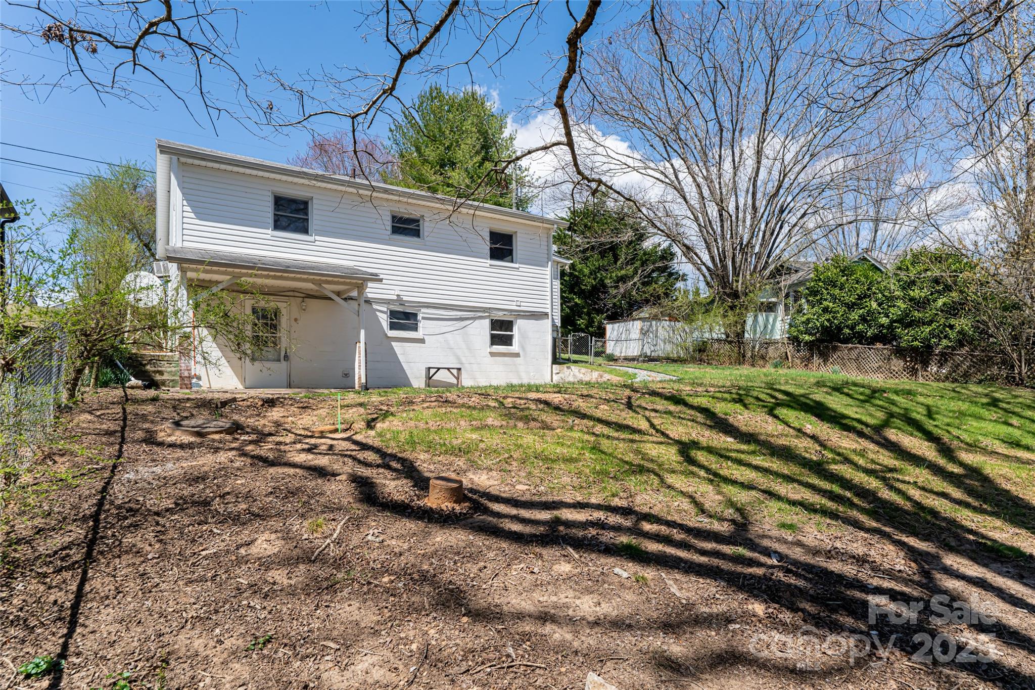 2 Evergreen Avenue Property Photo 31