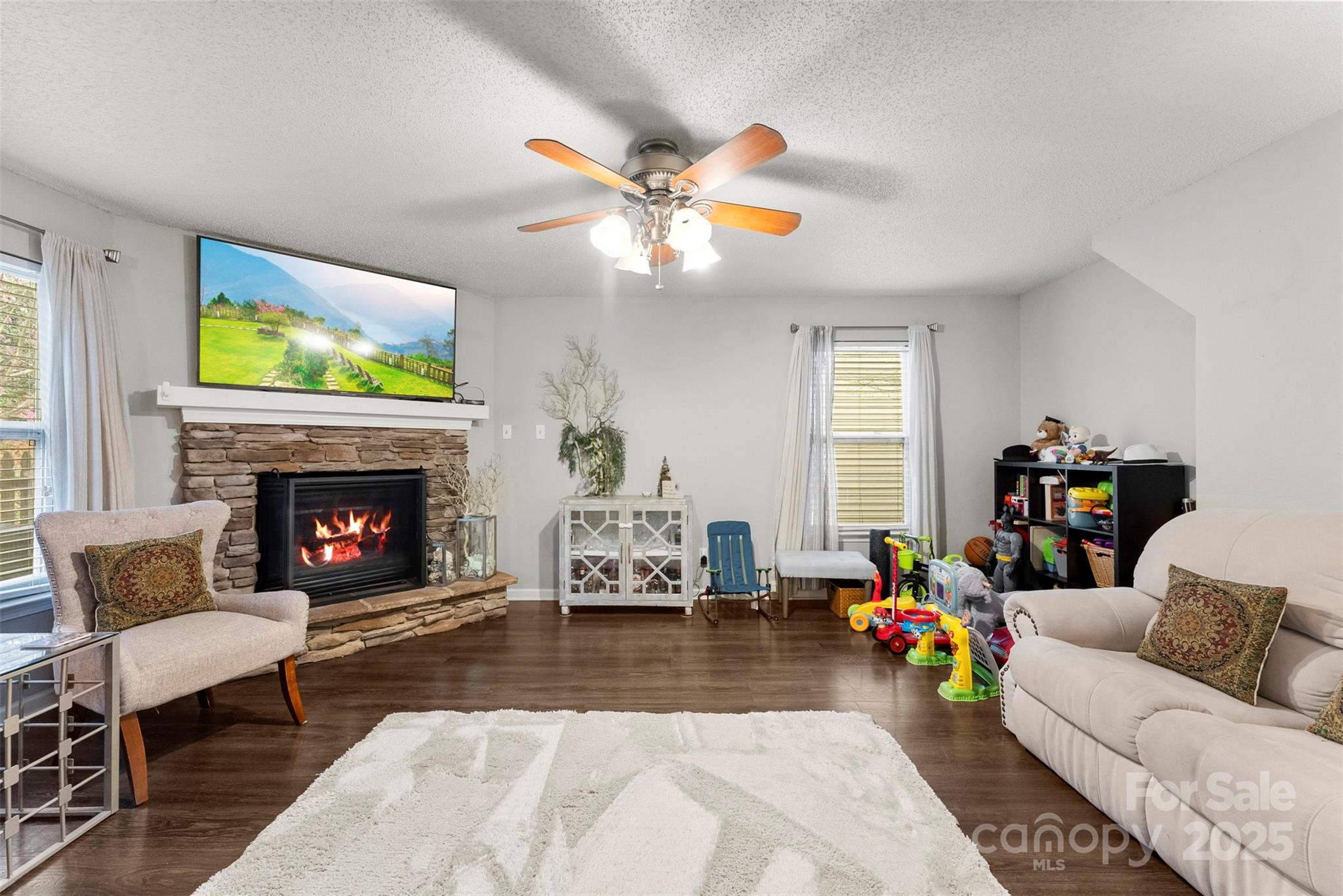 2011 Dunsmore Lane 137 Property Photo 8