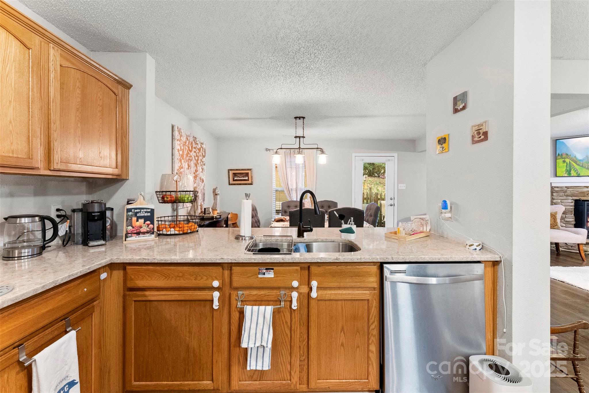 2011 Dunsmore Lane 137 Property Photo 13