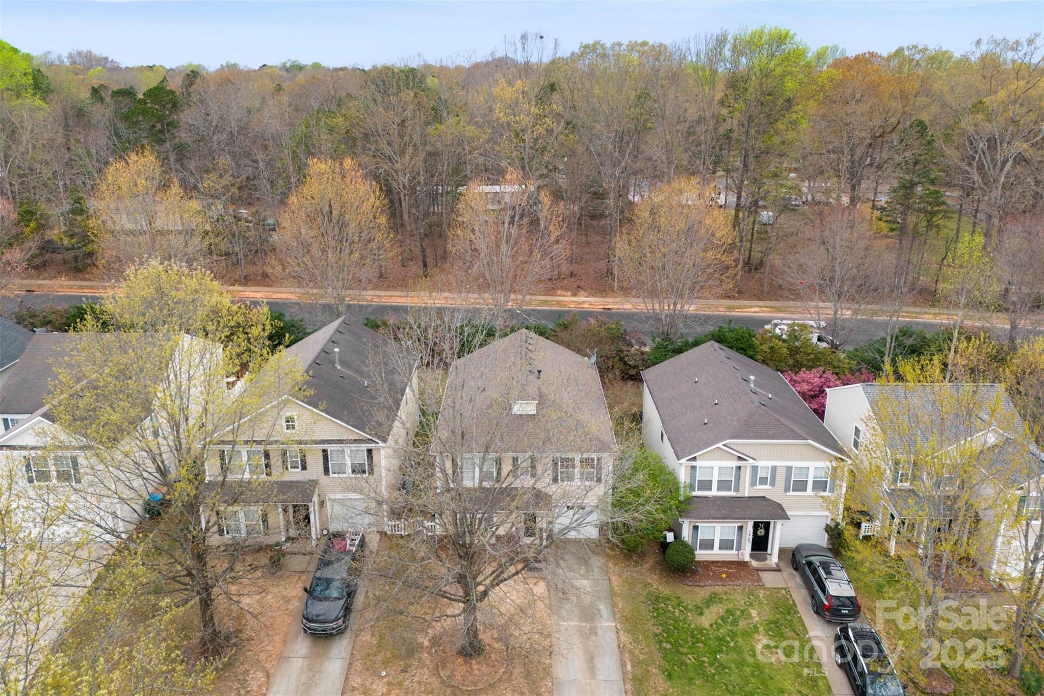 2011 Dunsmore Lane 137 Property Photo 27