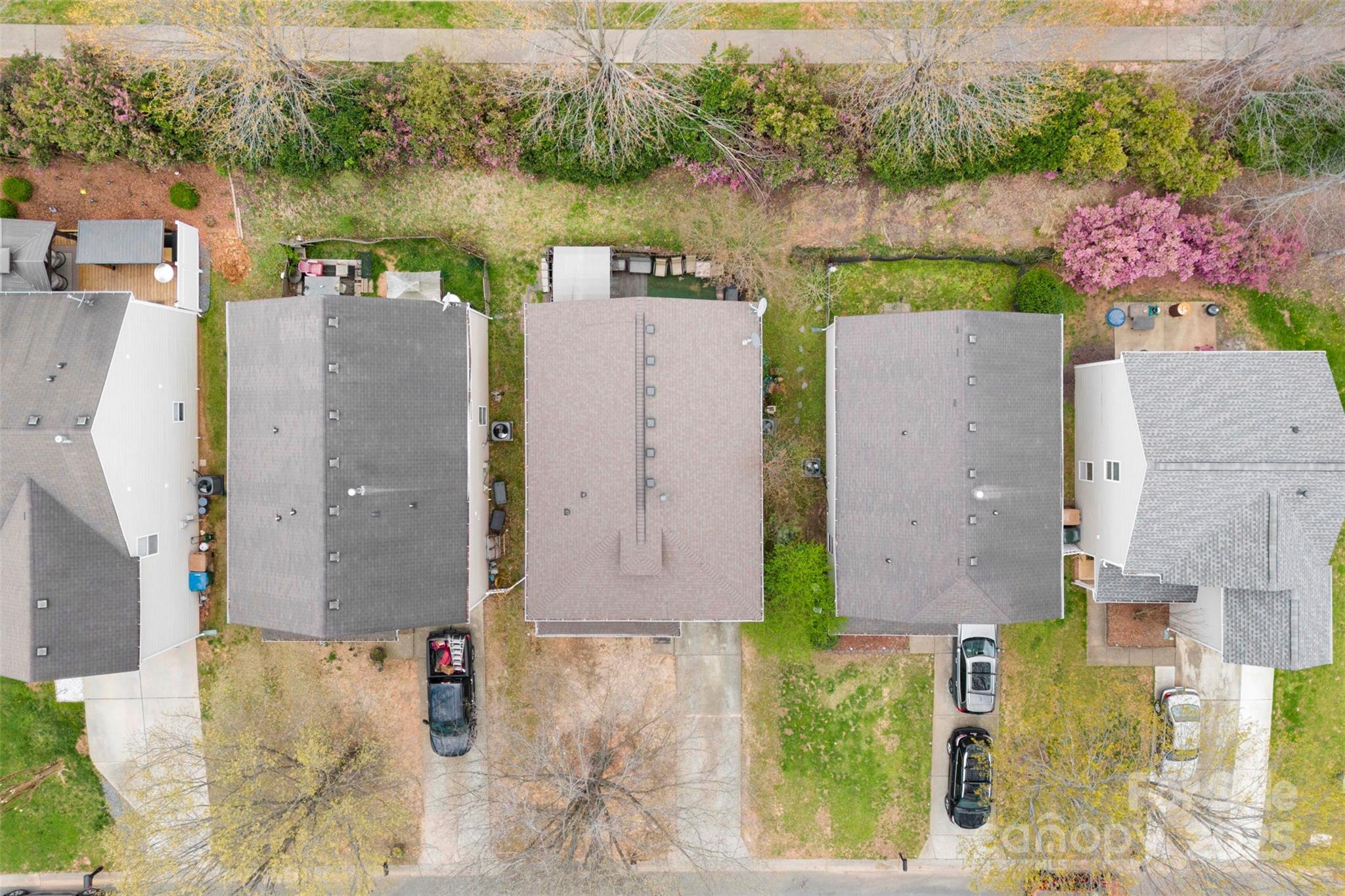 2011 Dunsmore Lane 137 Property Photo 28