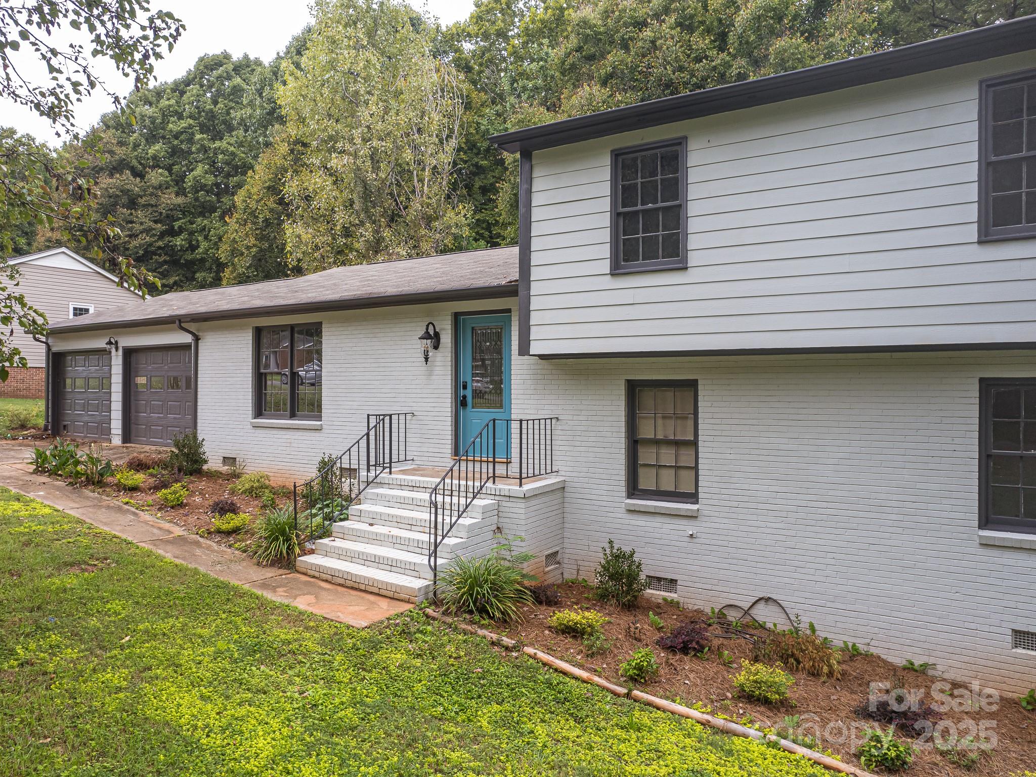 105 Timber Ridge Road Property Photo 2