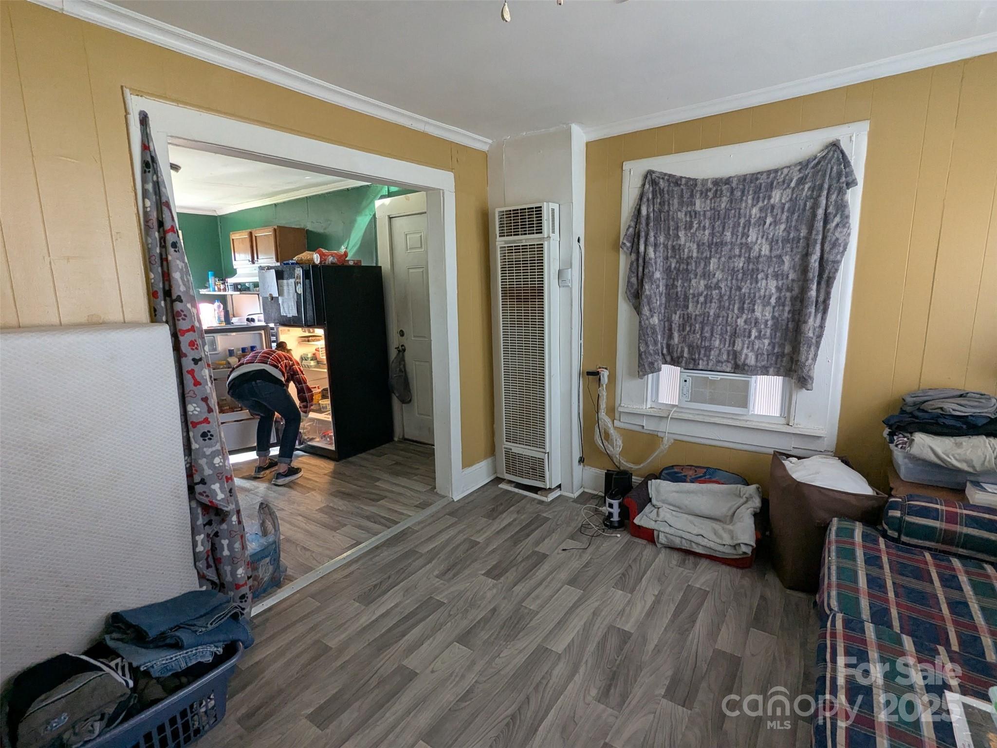 1900 E Ozark Avenue Property Photo 12