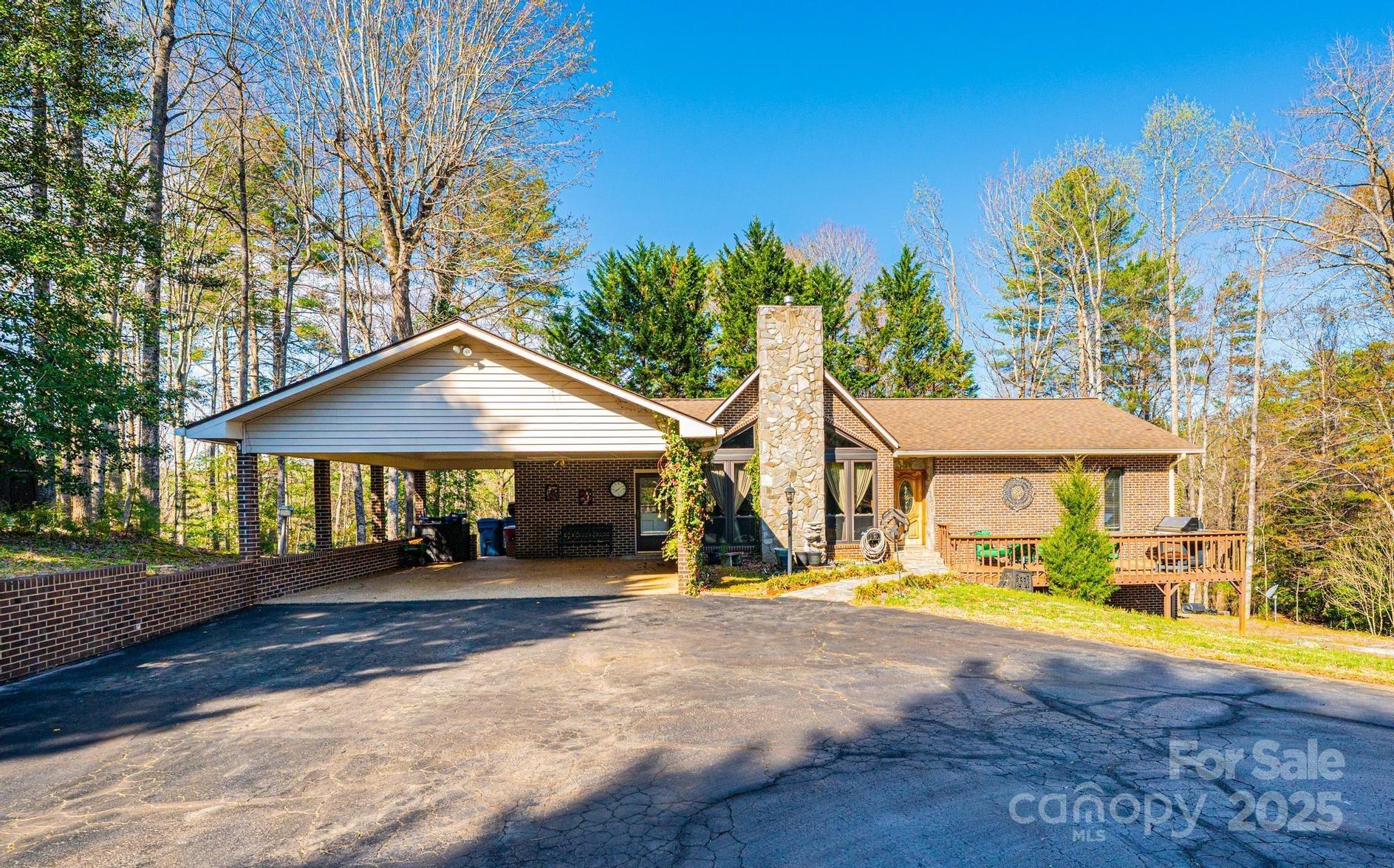 57 Laurel Street Property Photo