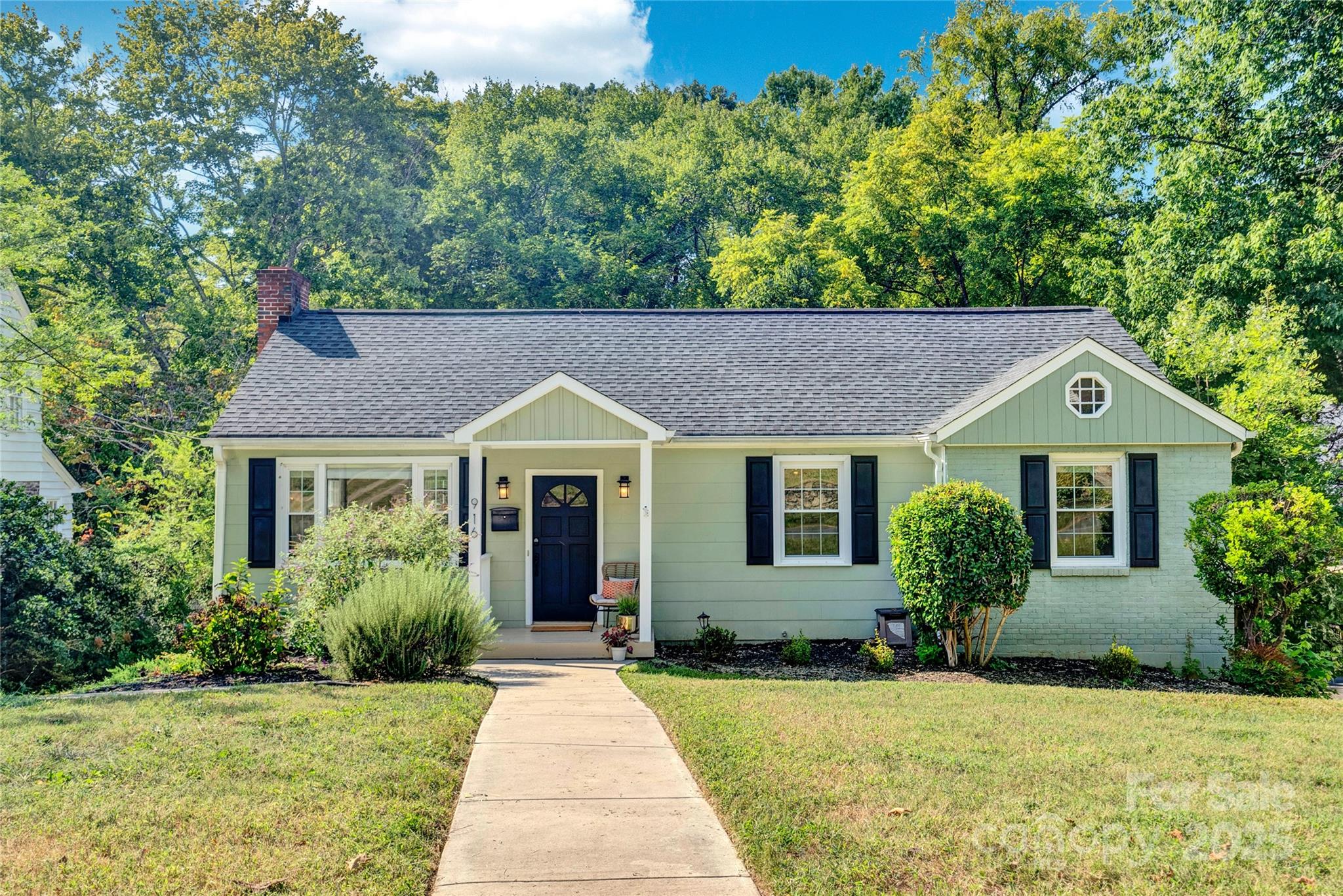 916 Magnolia Street Property Photo