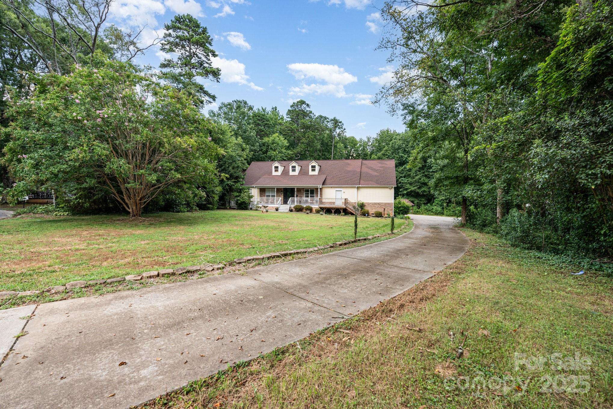 306 Nance Road Property Photo 5