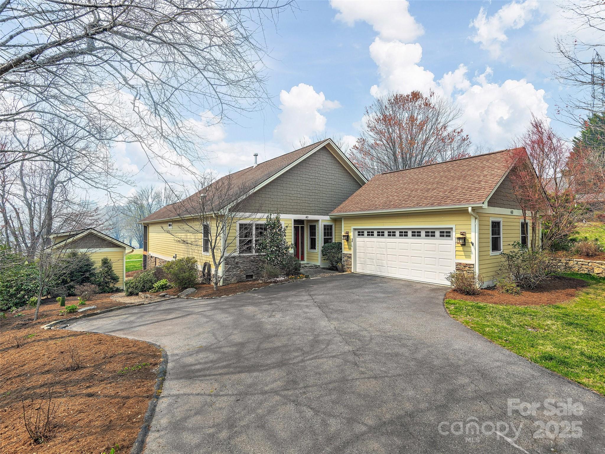 40 Overlook Cottage Lane Property Photo