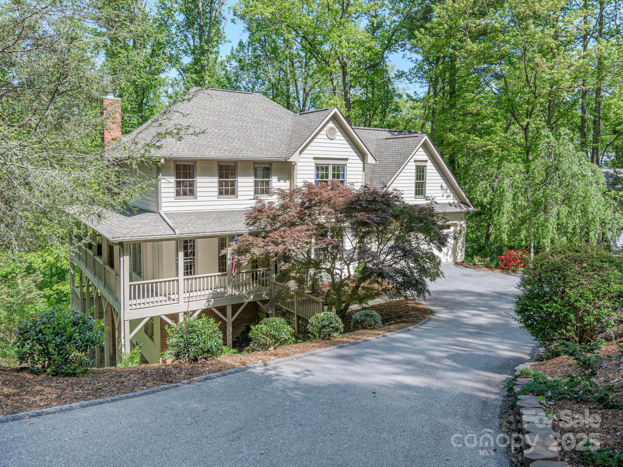 102 Galloway Drive Property Photo
