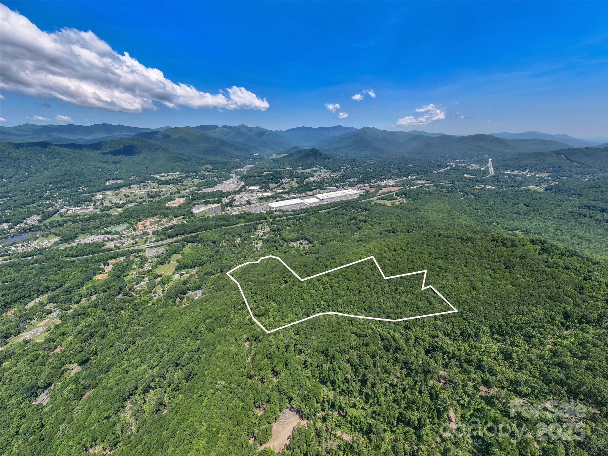 207 Lytle Cove Road Property Photo