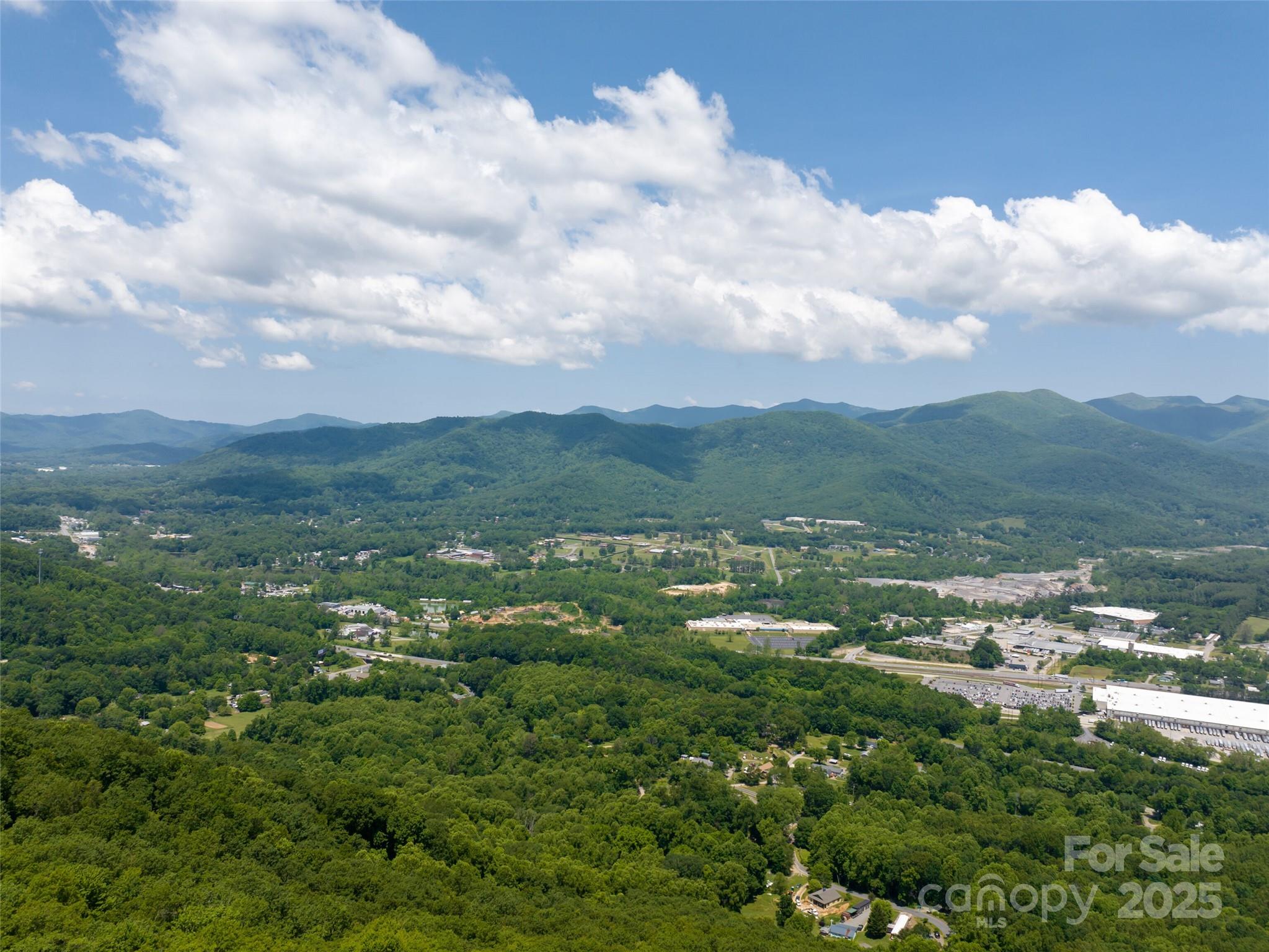 207 Lytle Cove Road Property Photo 7