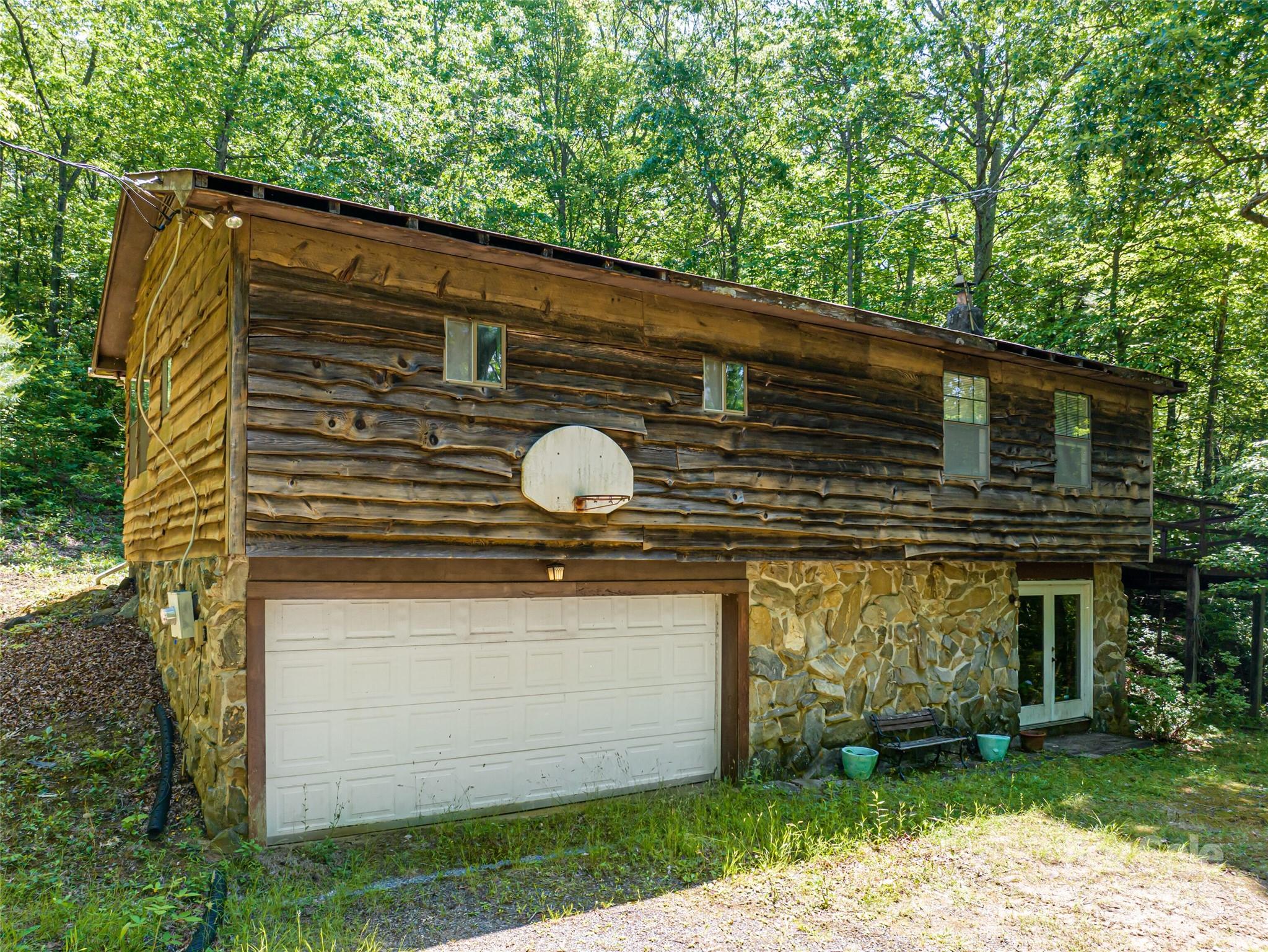 207 Lytle Cove Road Property Photo 12