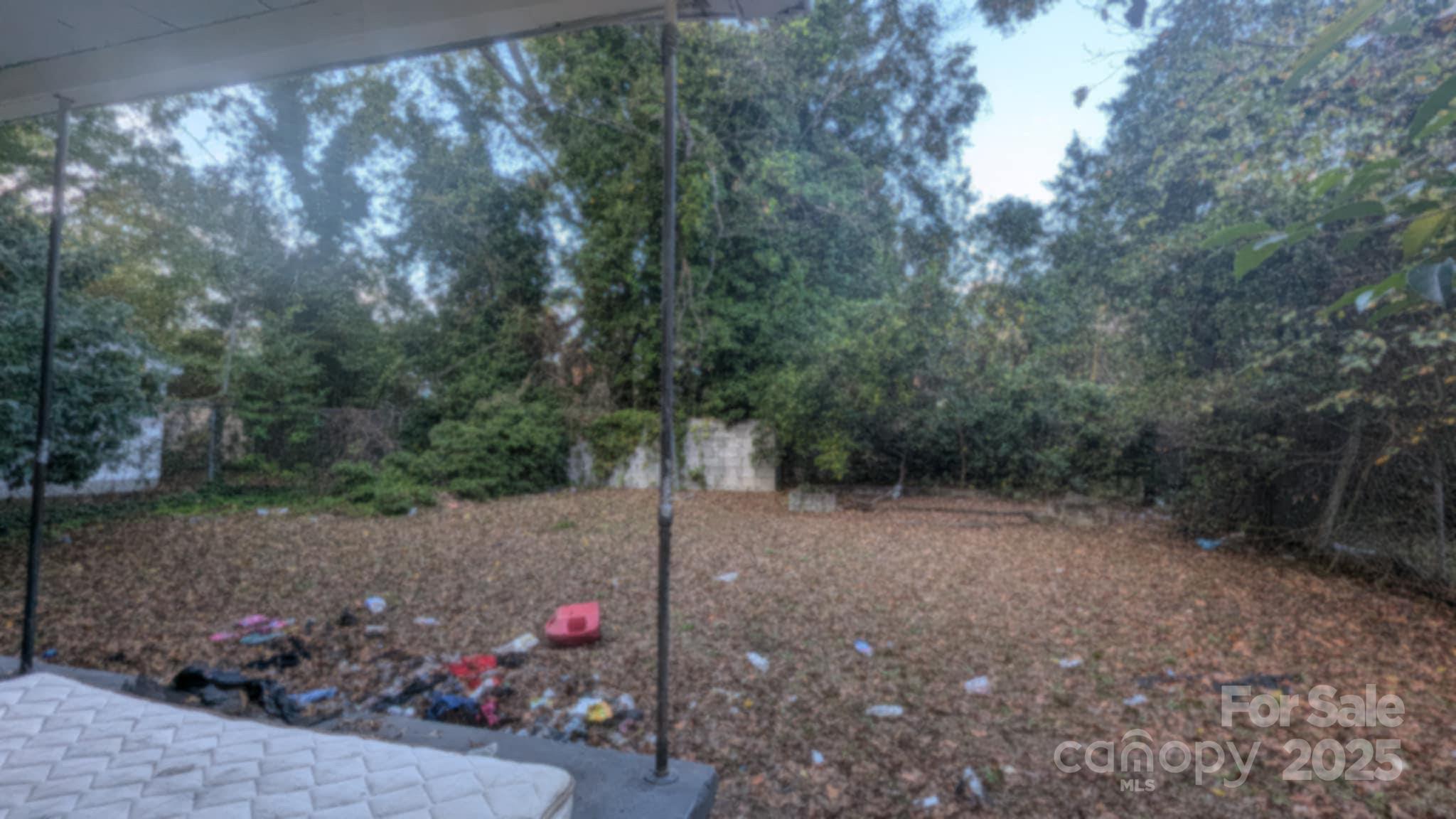 509 School Street Property Photo 6