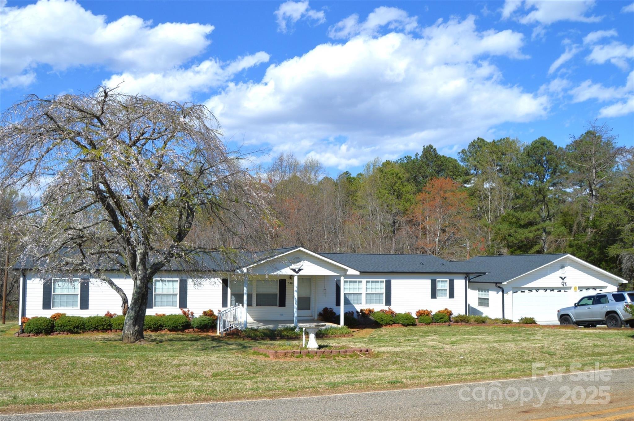 648 Dobson Farm Road Property Photo