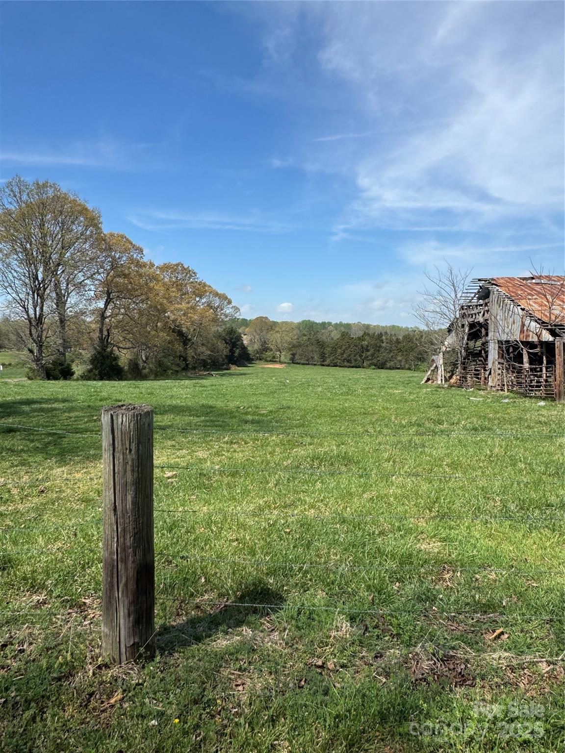 970 Sloan Road Property Photo