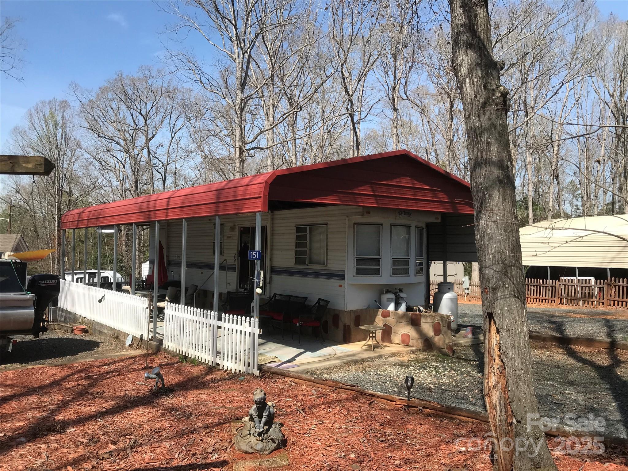 149 Deer Park Road D26/27 Property Photo 1