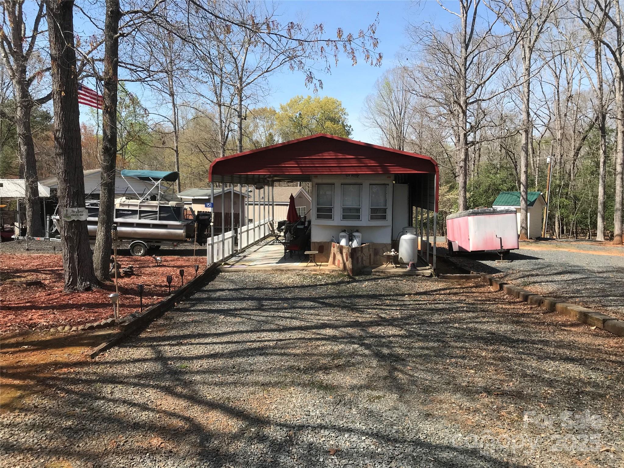 149 Deer Park Road D26/27 Property Photo 3