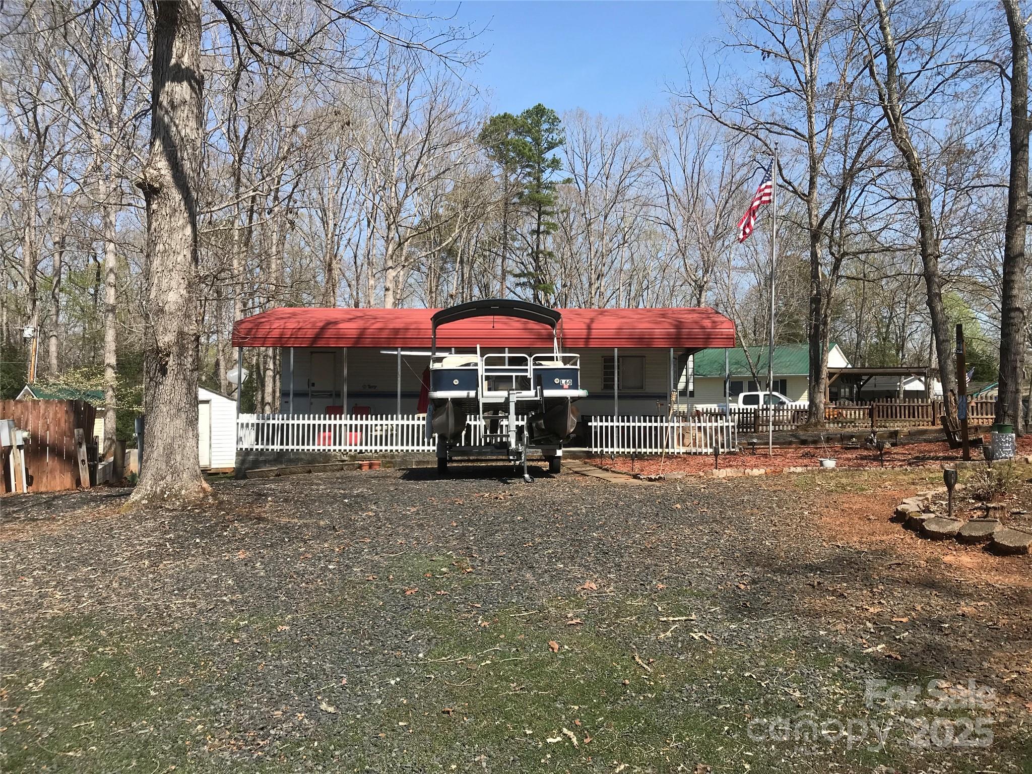 149 Deer Park Road D26/27 Property Photo 5